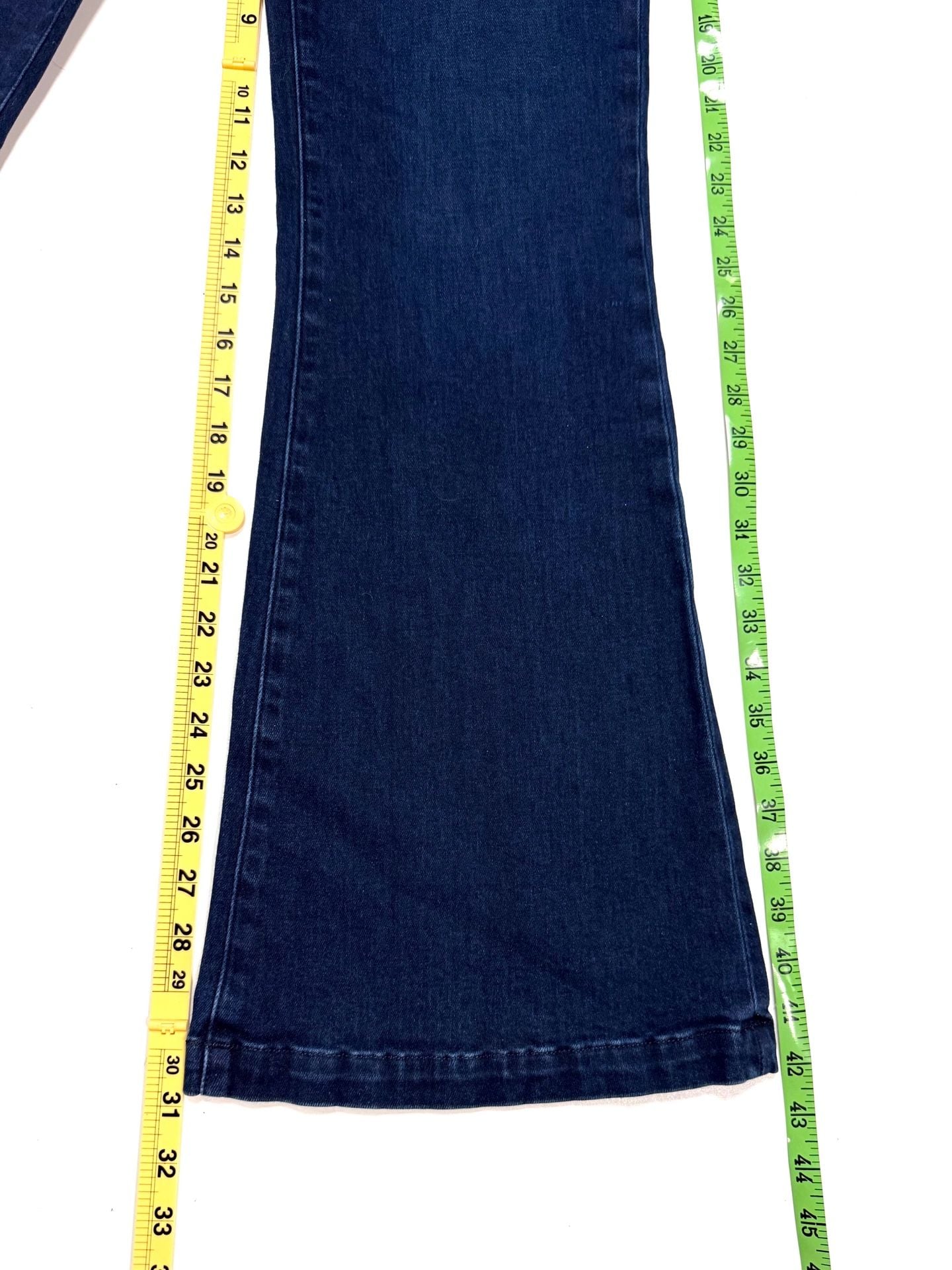 PAIGE Women's Jeans 29 Quiet Luxury Old Money Y2K Americana Retro Genevieve High Rise Flare Dark Wash Stretch Denim Bell Bottom 70s Made in USA 4