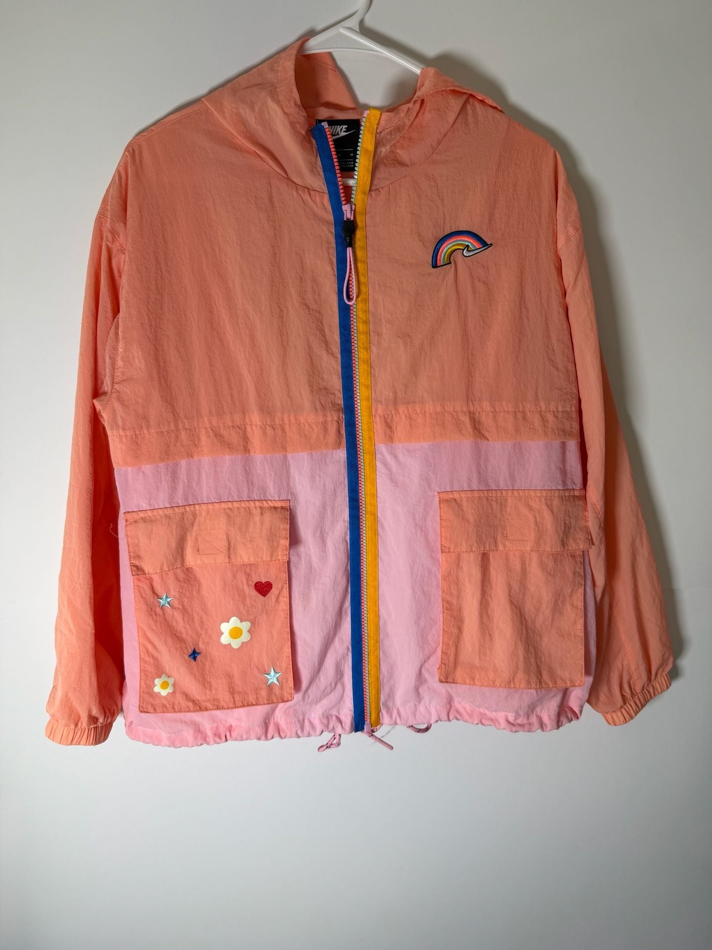 Nike Women’s Coral Pink Colorblock Rainbow Swoosh Windbreaker Jacket Size M 2