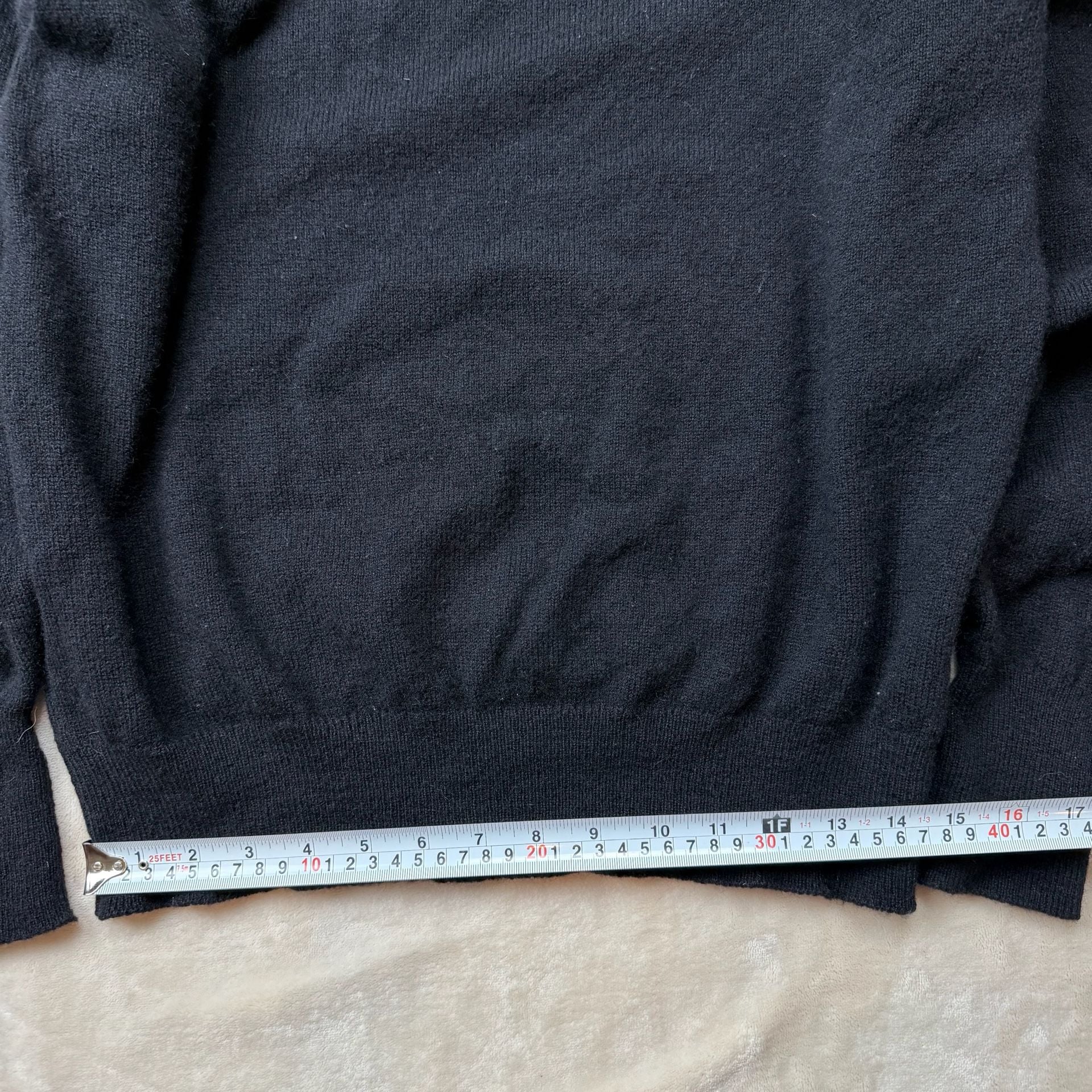 1980โs vintage L.L. Bean 100% Lambswool Sweater Size L Black 100% Wool Scotland 4