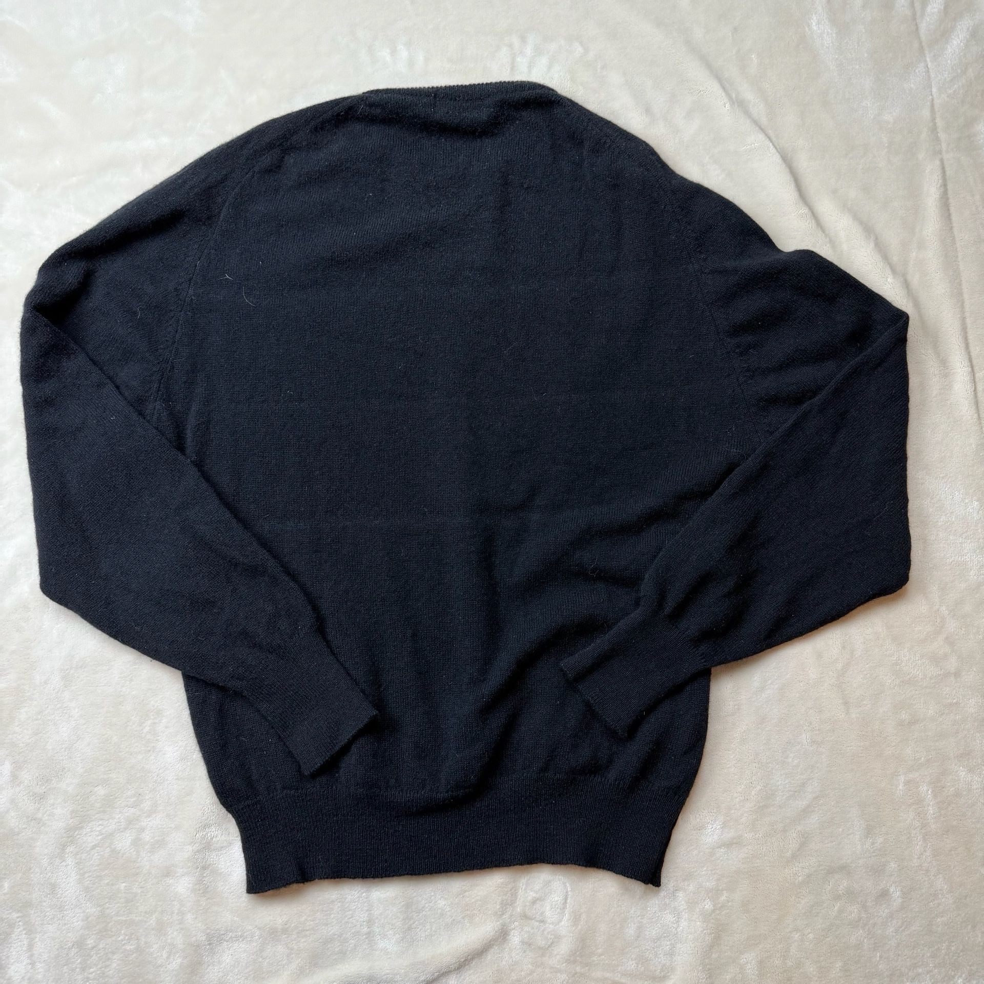 1980โs vintage L.L. Bean 100% Lambswool Sweater Size L Black 100% Wool Scotland 6