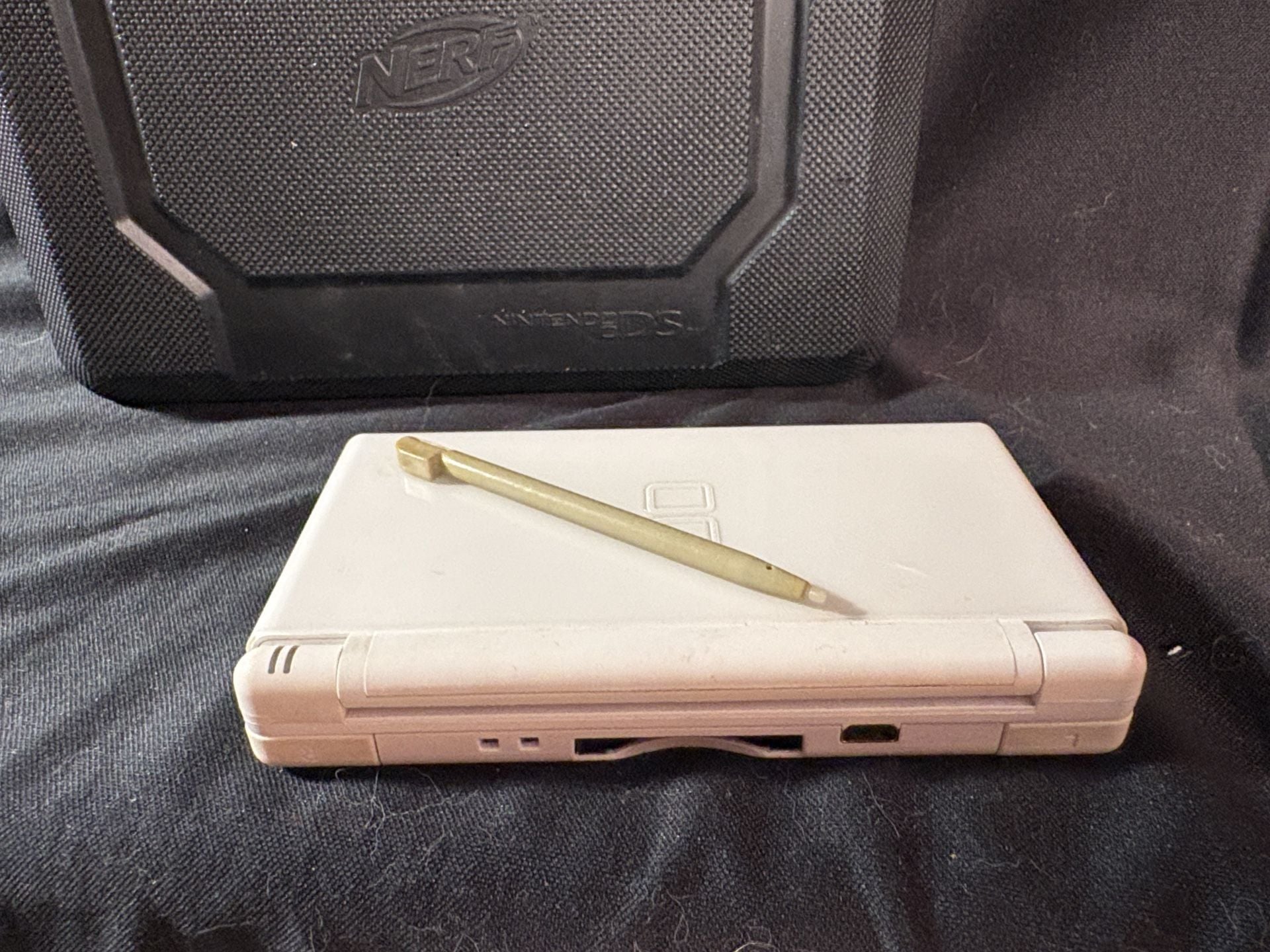 Nintendo DS Lite White Handheld System With Nerf Case 5