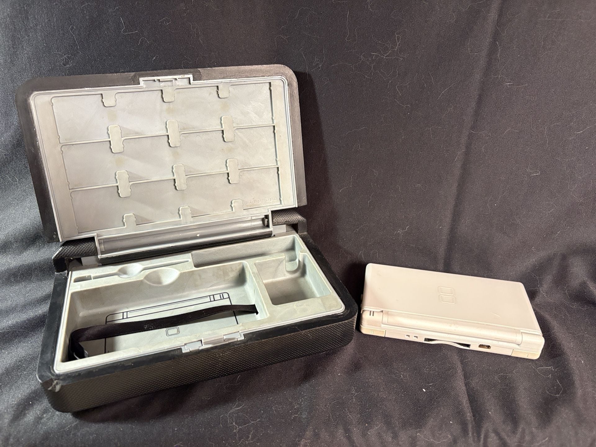 Nintendo DS Lite White Handheld System With Nerf Case 6