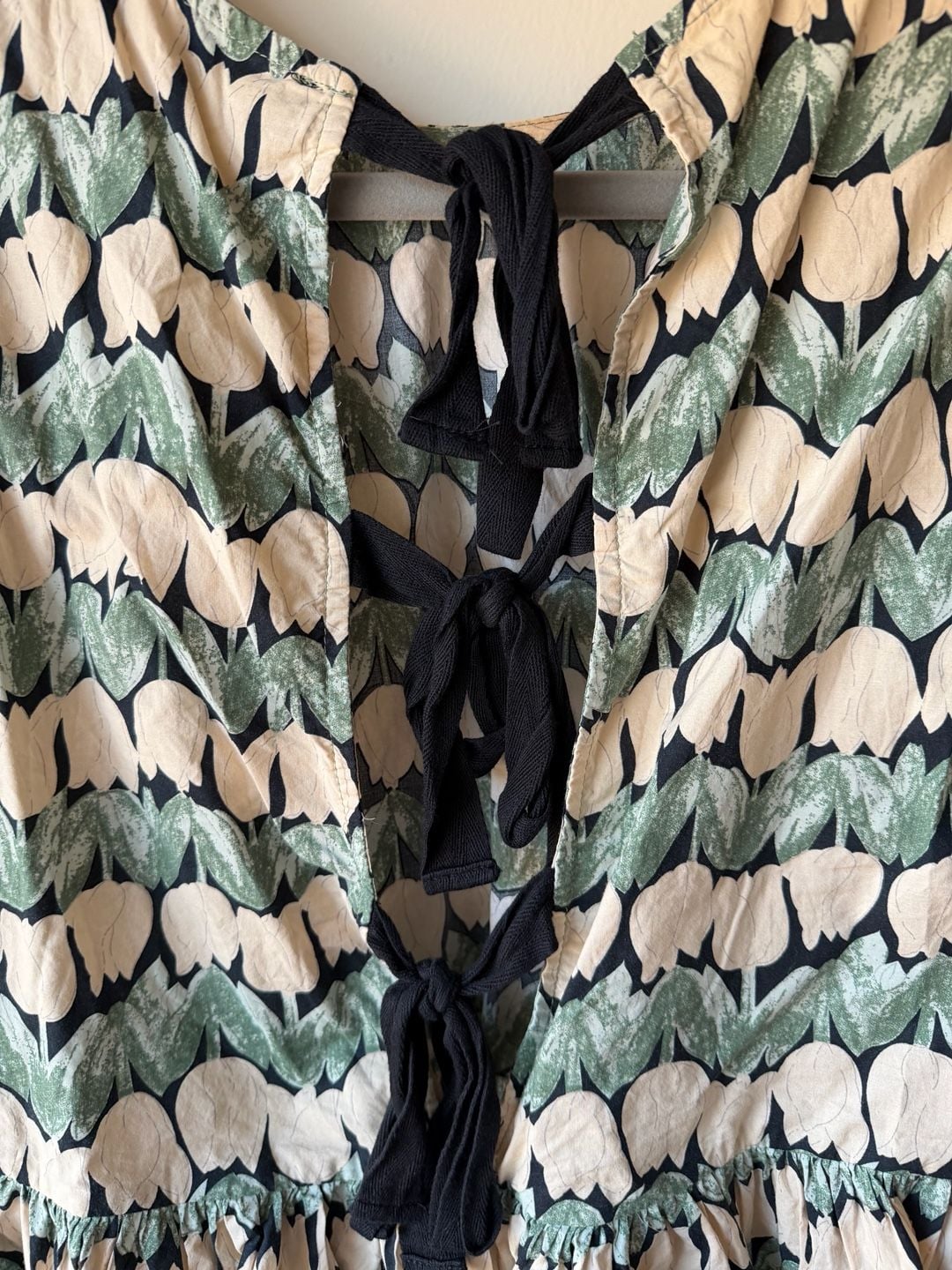 En Saison Tulip Print Puff Sleeve Tie Back Blouse Size M 7