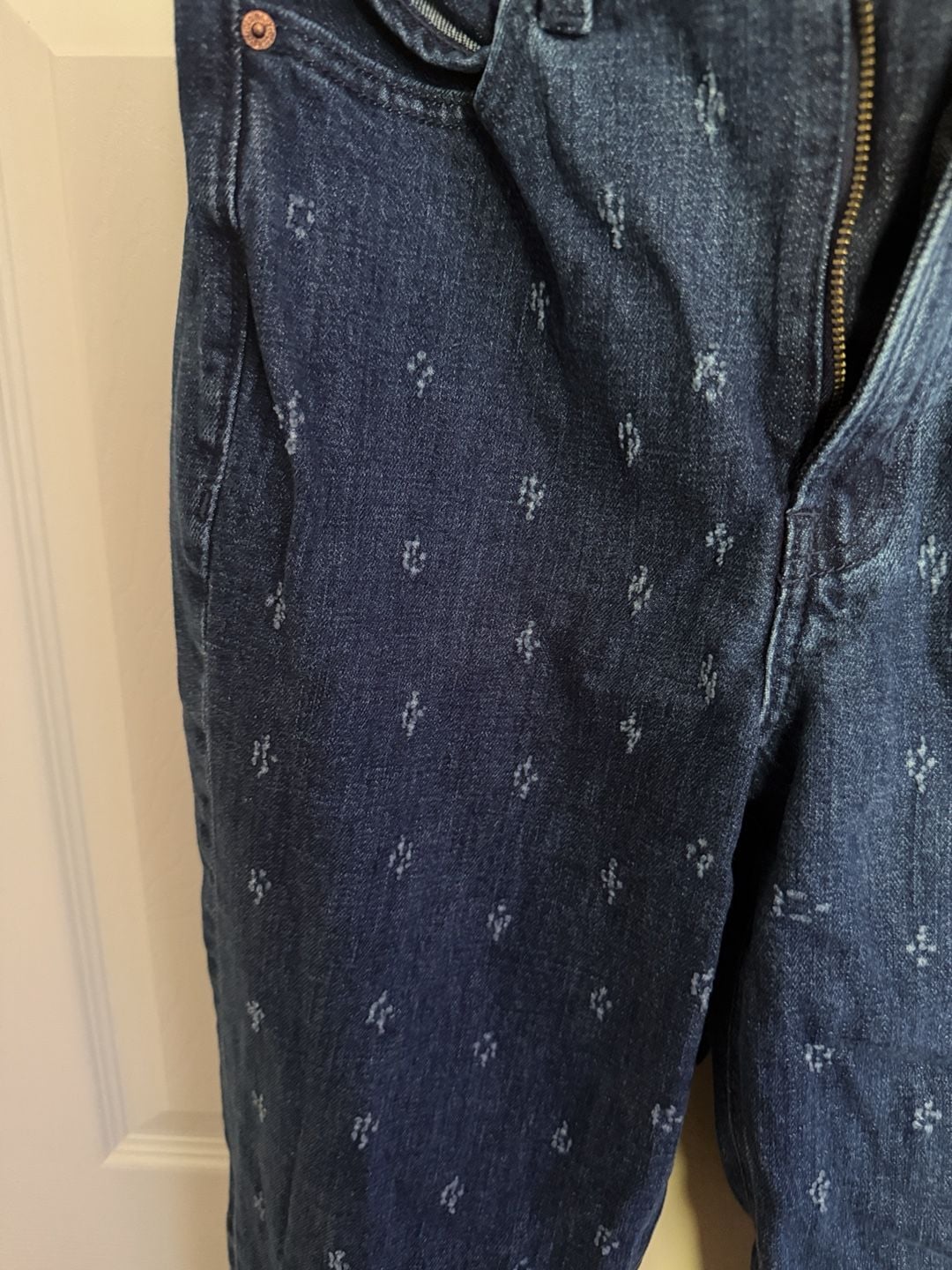 Old Navy Extra High-Rise Straight Jeans Size 6 Tall Blue Micro Pattern 3