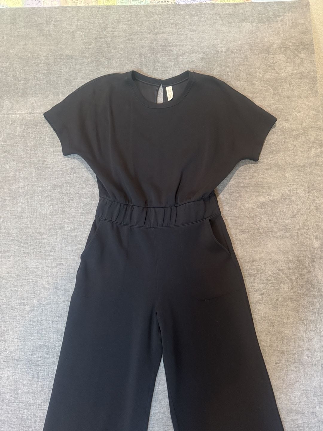 Spanx Airessentials Crop Jumpsuit Size L Black Short Sleeve Wide Leg 3