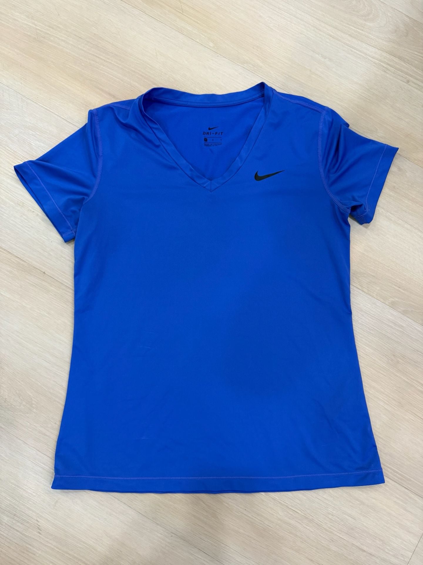 Nike Dri-FIT V-Neck T-Shirt Size M Royal Blue Athletic Top 2