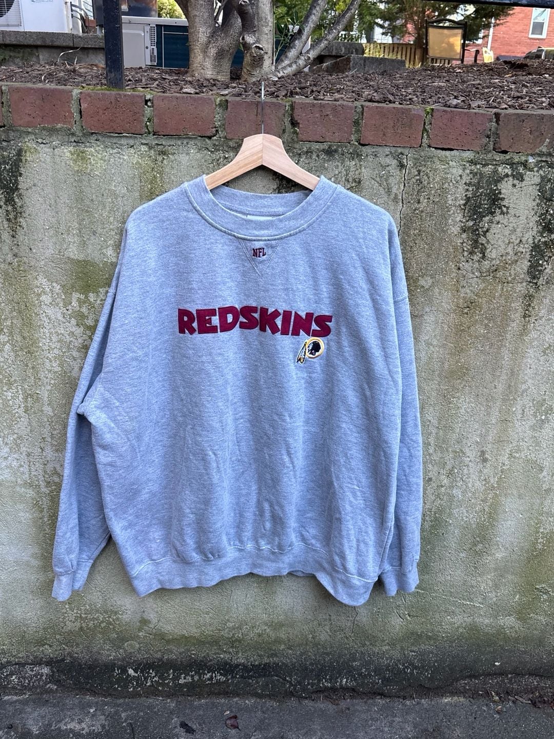 NFL Team Apparel Redskins Sweatshirt Size XL Gray 1