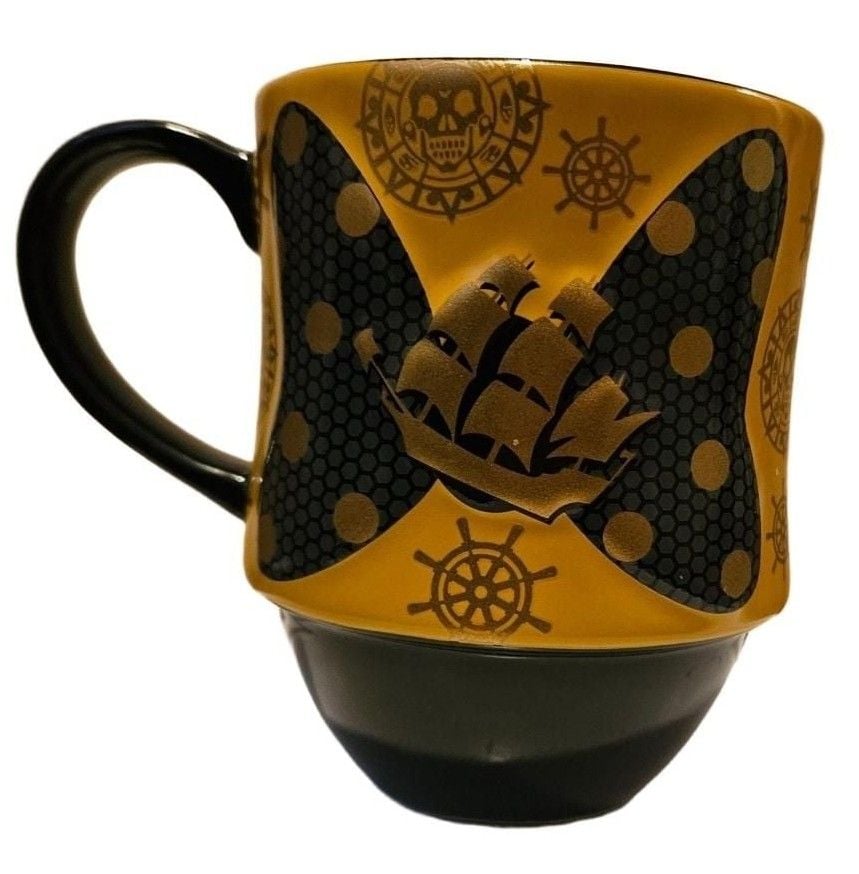 Disney Minnie Mouse The Main Attraction Pirates of the Caribbean Mug 2020 1