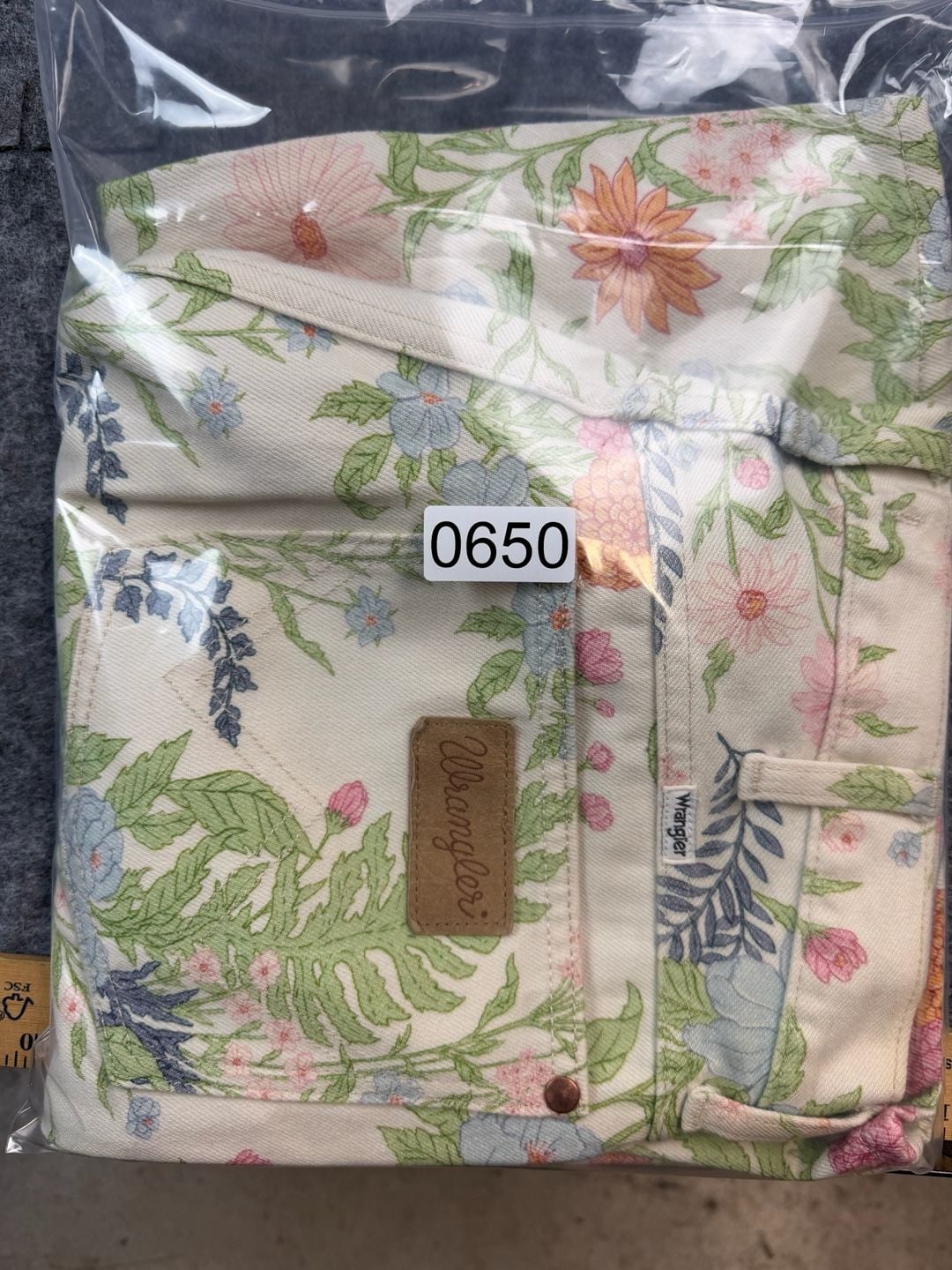 Wrangler Floral Flare Jeans W31xL30 Off-White Botanical Print 10