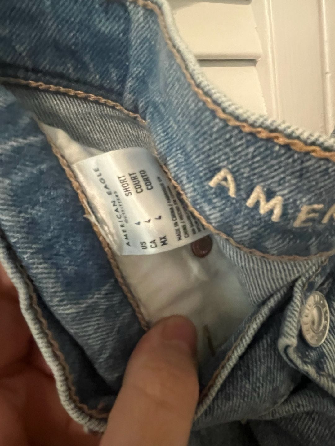 American Eagle Stretch Denim Jeans Size 4 Short Distressed Light Wash 2