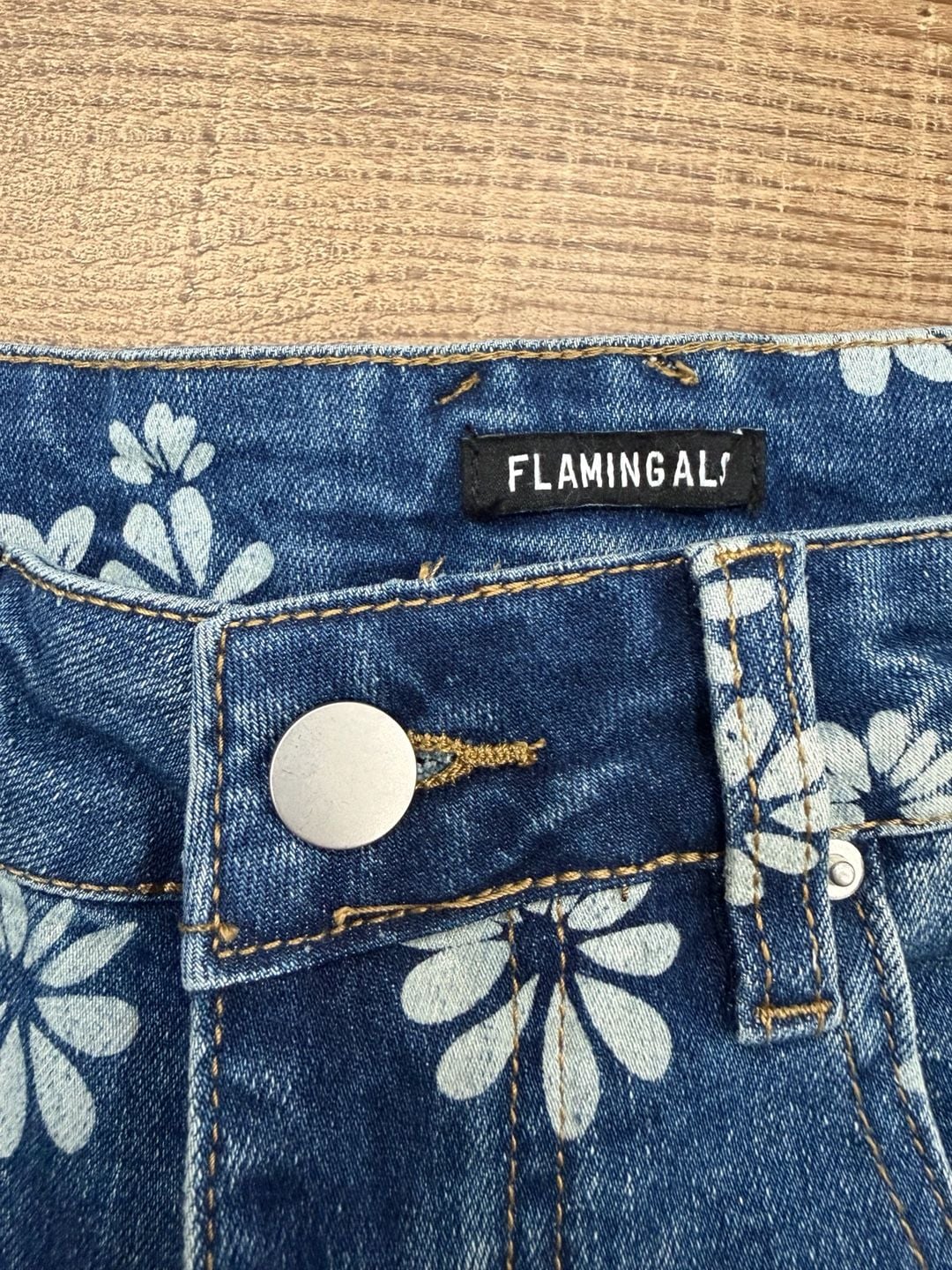 Flamingals Floral Print Barrel Leg Denim Jeans Size L Blue White 5