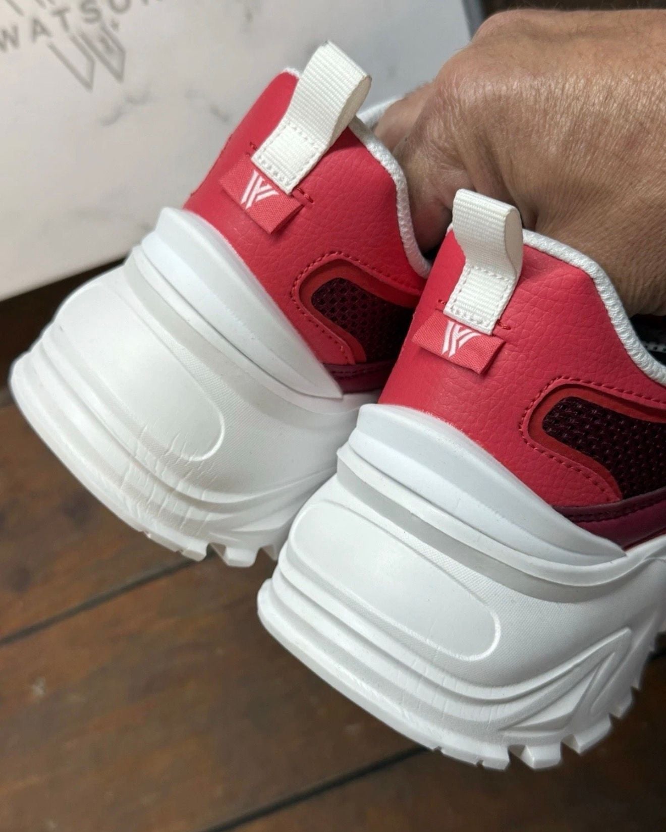 Watson Flesh And Bone Sneakers Size 8 Red White Chunky Shoes 7
