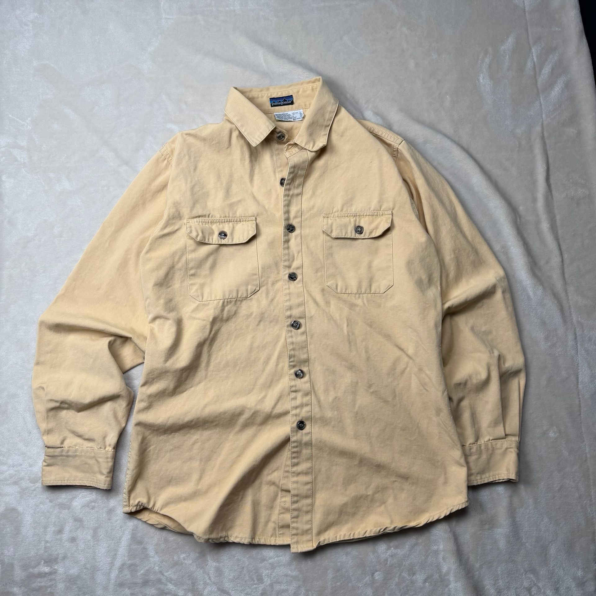 90โs Patagonia Long Sleeve Button Down Shirt Size L Yellow 100% Cotton 2