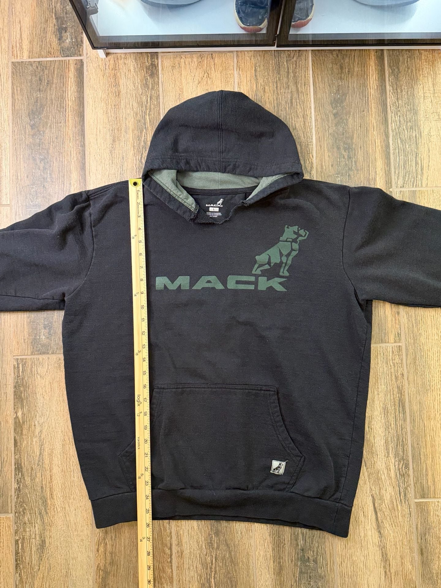 Vintage Mack Trucks Hoodie Size L Black Green Bulldog Logo Pullover Sweatshirt 6