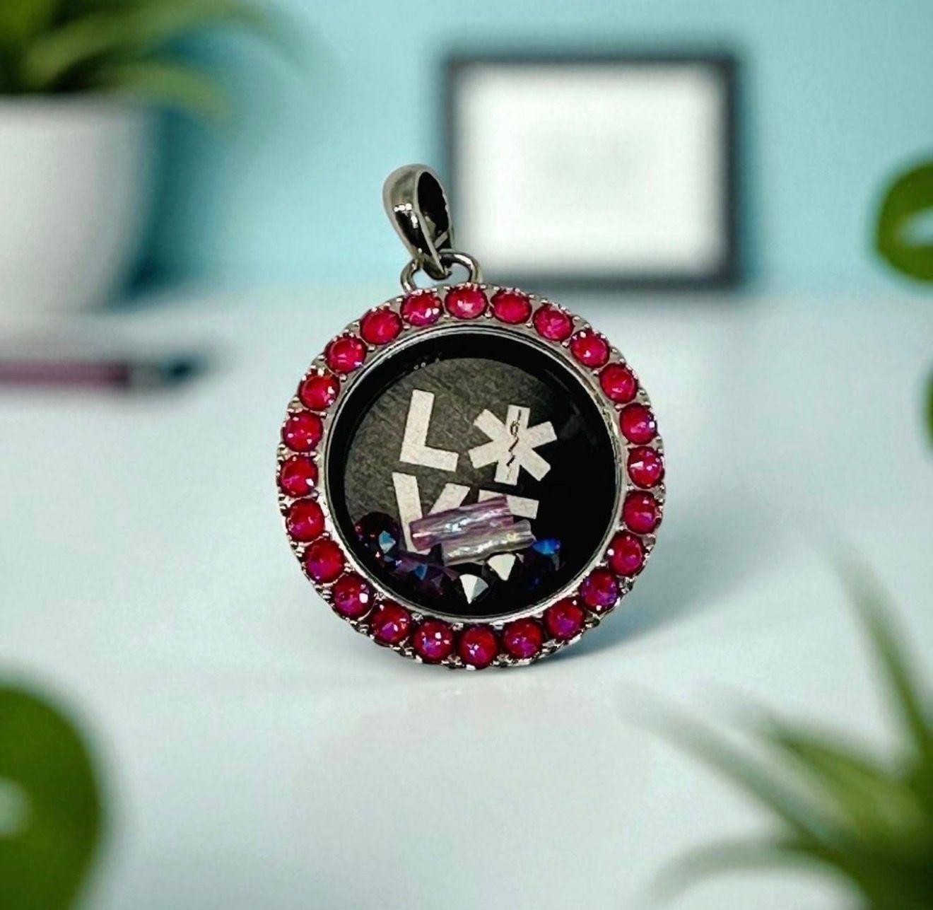 Origami Owl Medium Locket with Black “Love” Plate and Stardust Crystals 2