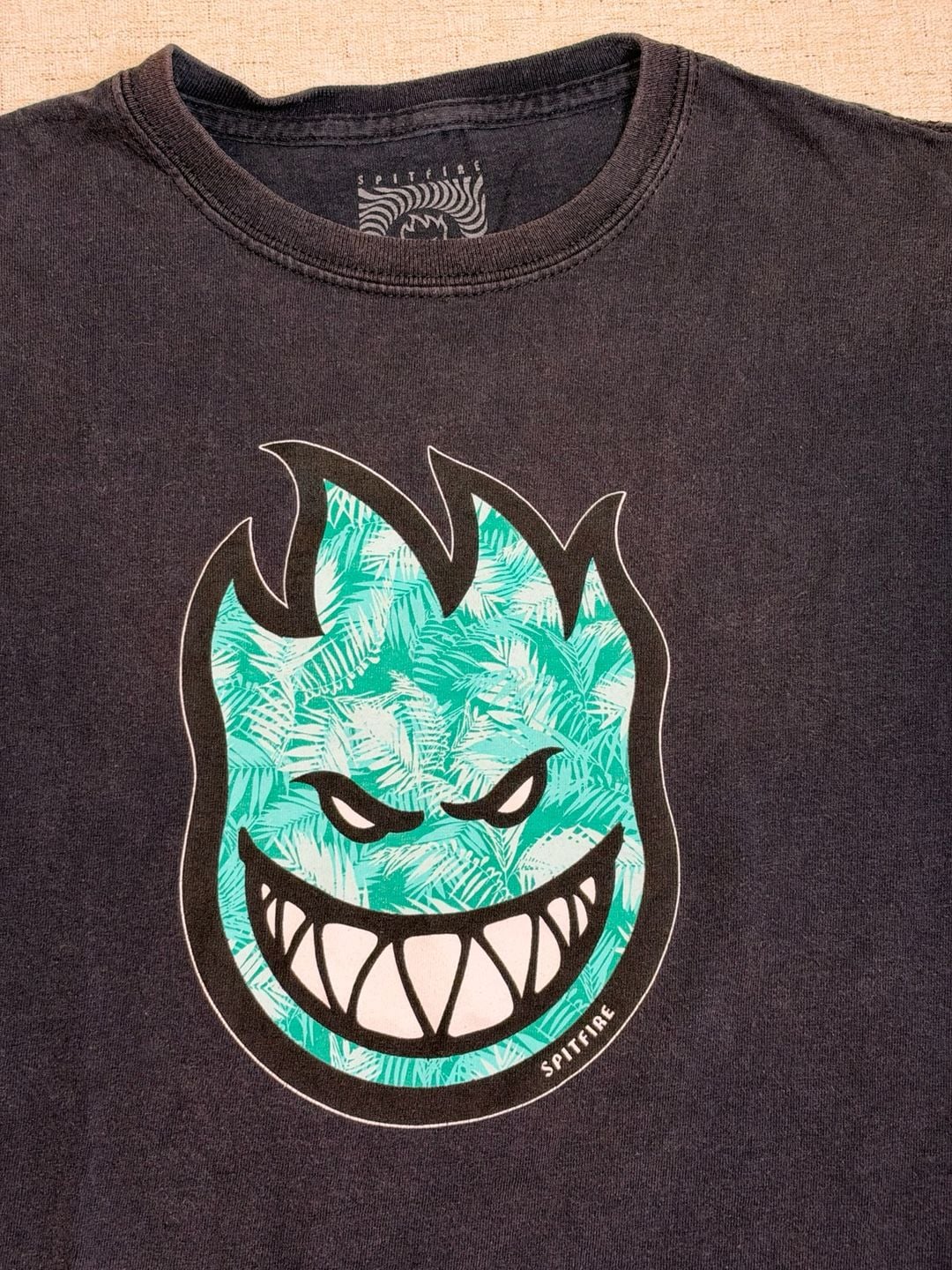 Product thumbnail 3