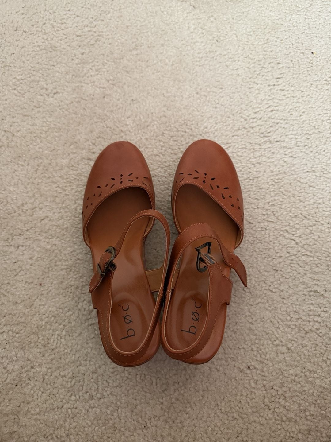 b.o.c. Wedge Sandal Size 11M Tan Brown Cutout Platform Slingback 3