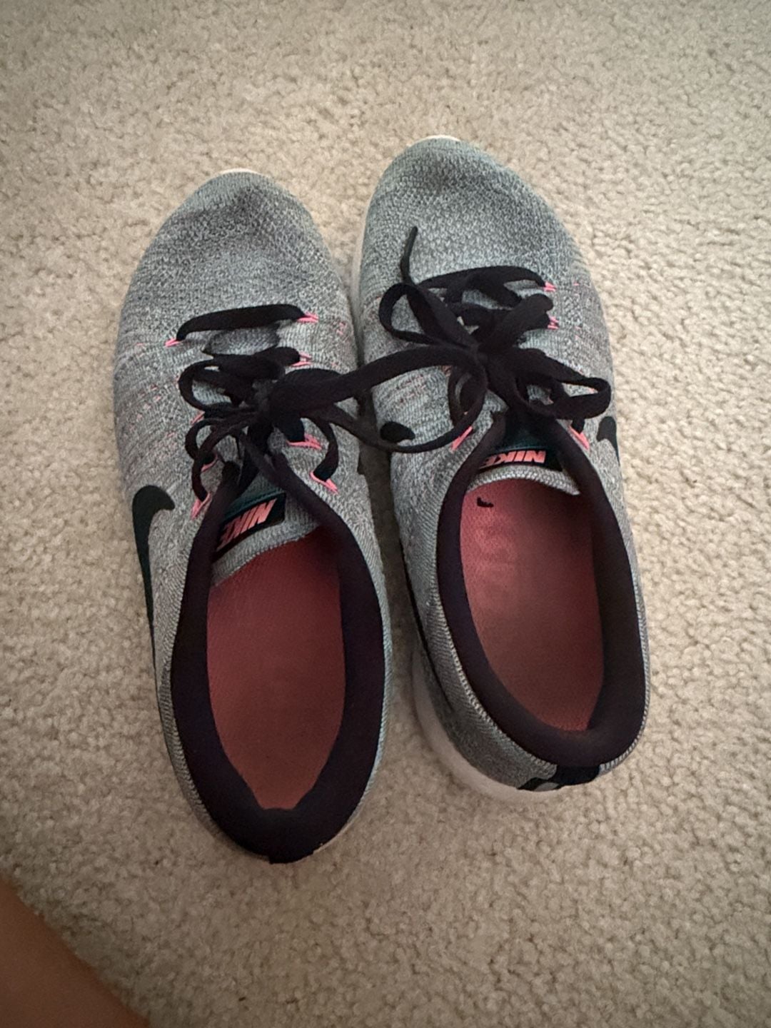 Nike LunarEpic Low Flyknit Size 10 Gray Running Shoes 6