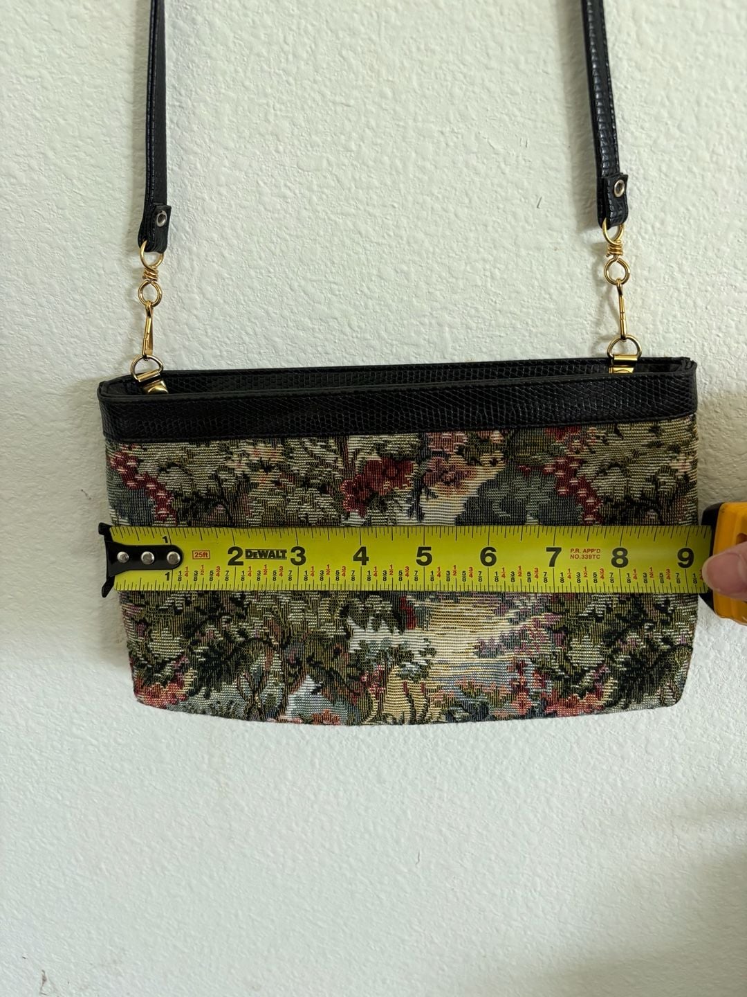 Vintage Floral Tapestry Crossbody Bag Faux Black Leather Trim 6