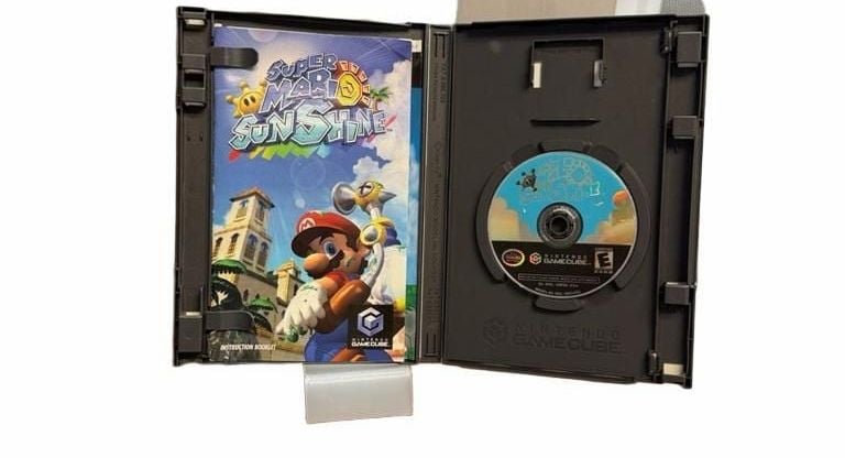 Nintendo Super Mario Sunshine GameCube 3