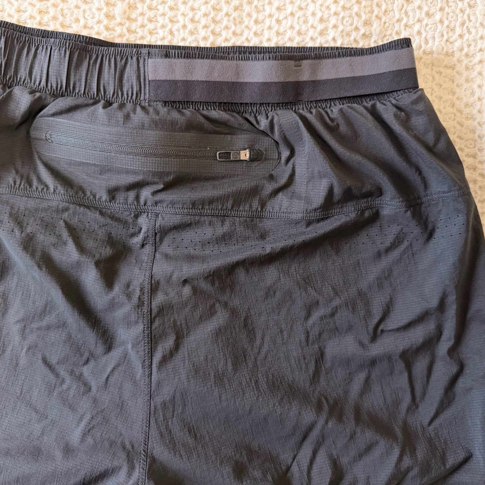 Lululemon Surge men’s Lined Running Short Black M 4
