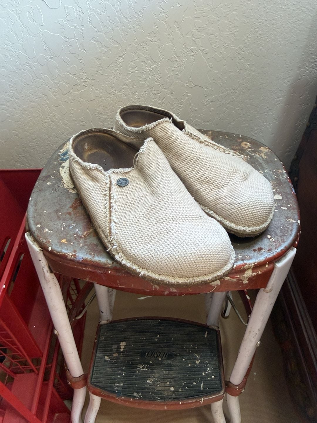 Birkenstock Maine Clogs Size 39 Regular Canvas Tan 2