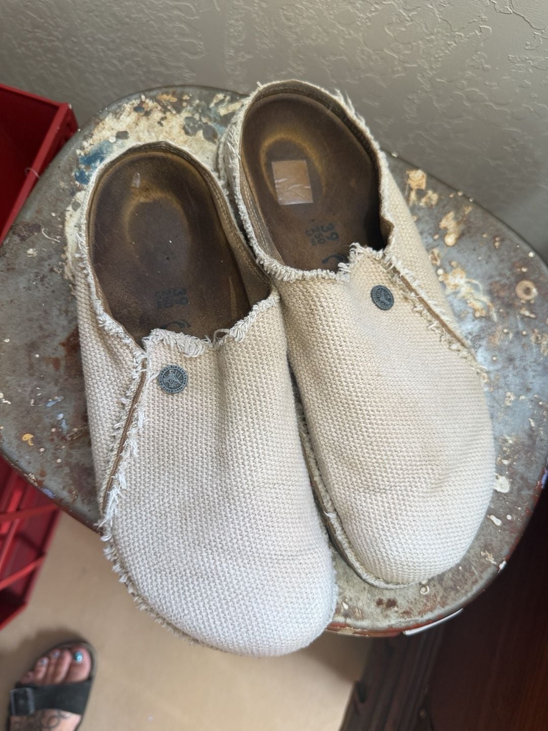 Birkenstock Maine Clogs Size 39 Regular Canvas Tan 3