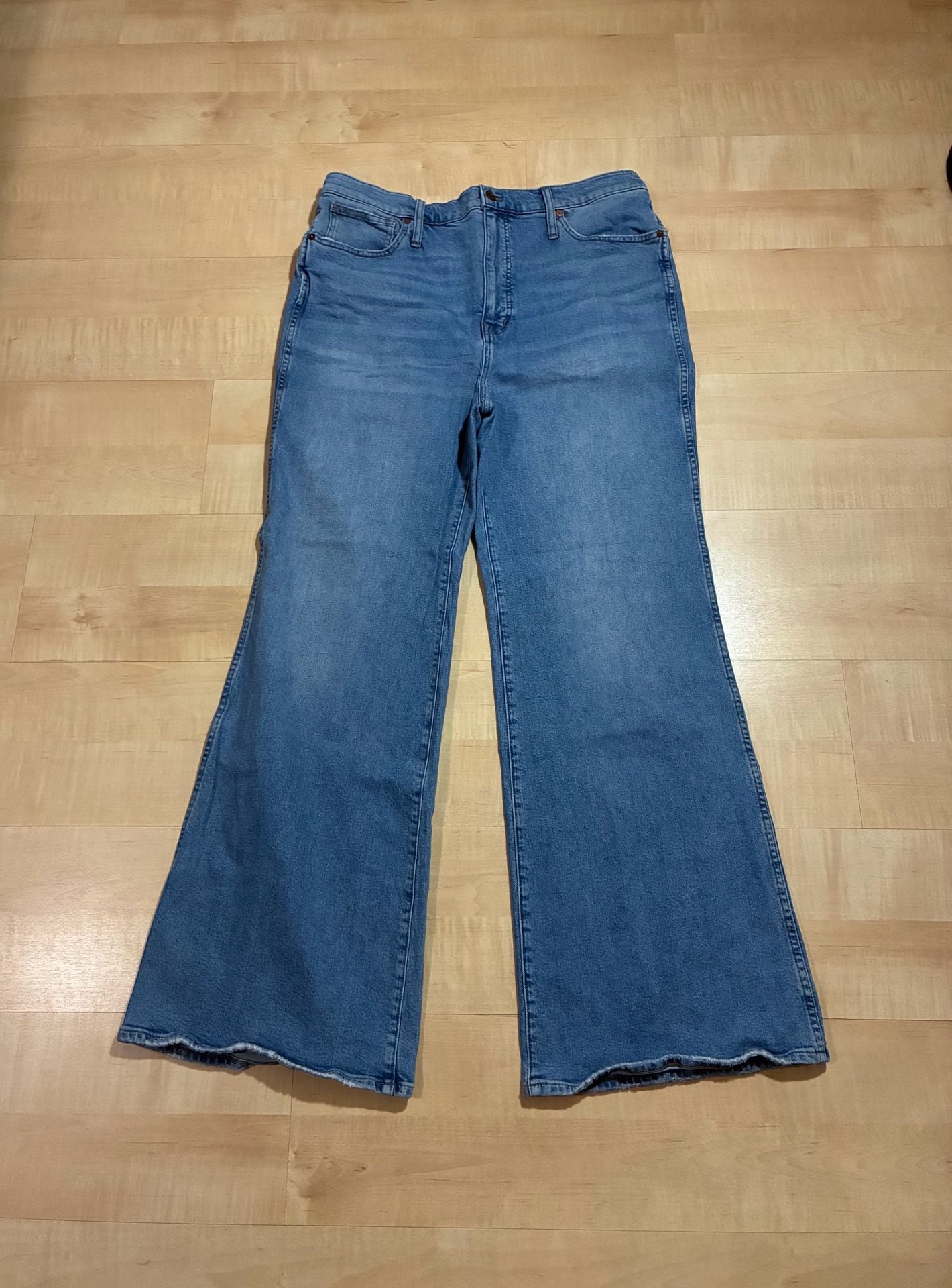 Madewell 11" High-Rise Flare Jeans Womens Size 33 Medium Wash Bell Bottom Denim 2