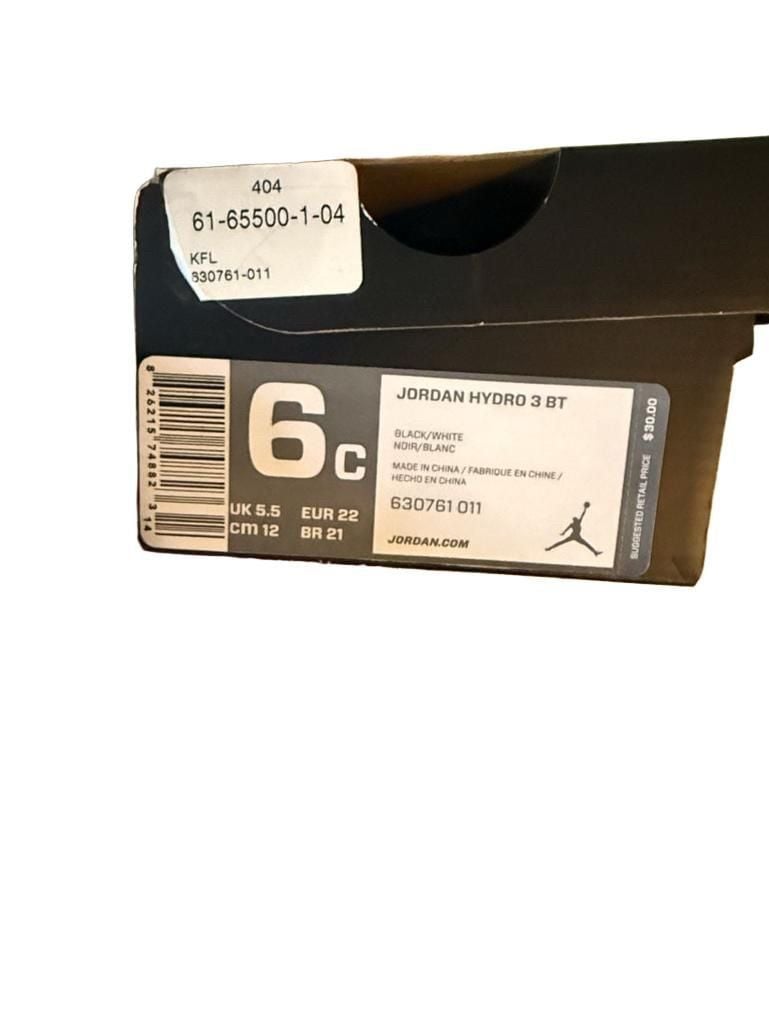 Jordan Hydro 3 BT Size 6C Black White Sandals 2