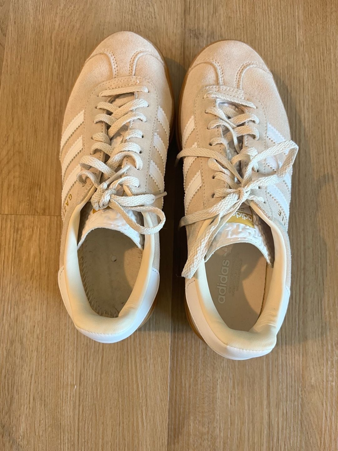 Adidas Gazelle, Bold Platform Fashion Sneakers Tan/White, Gummy Bottom, 6 6