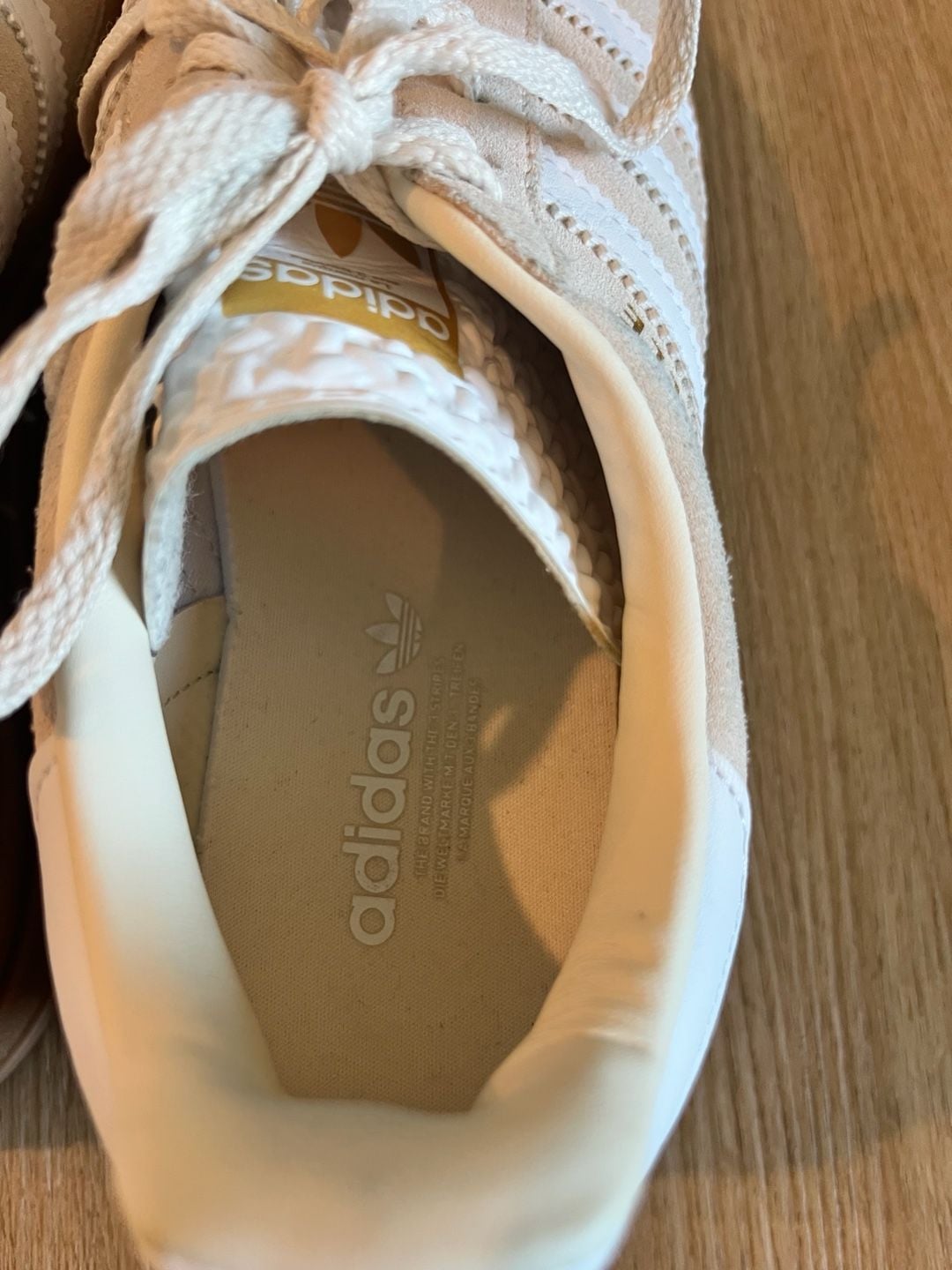 Adidas Gazelle, Bold Platform Fashion Sneakers Tan/White, Gummy Bottom, 6 7