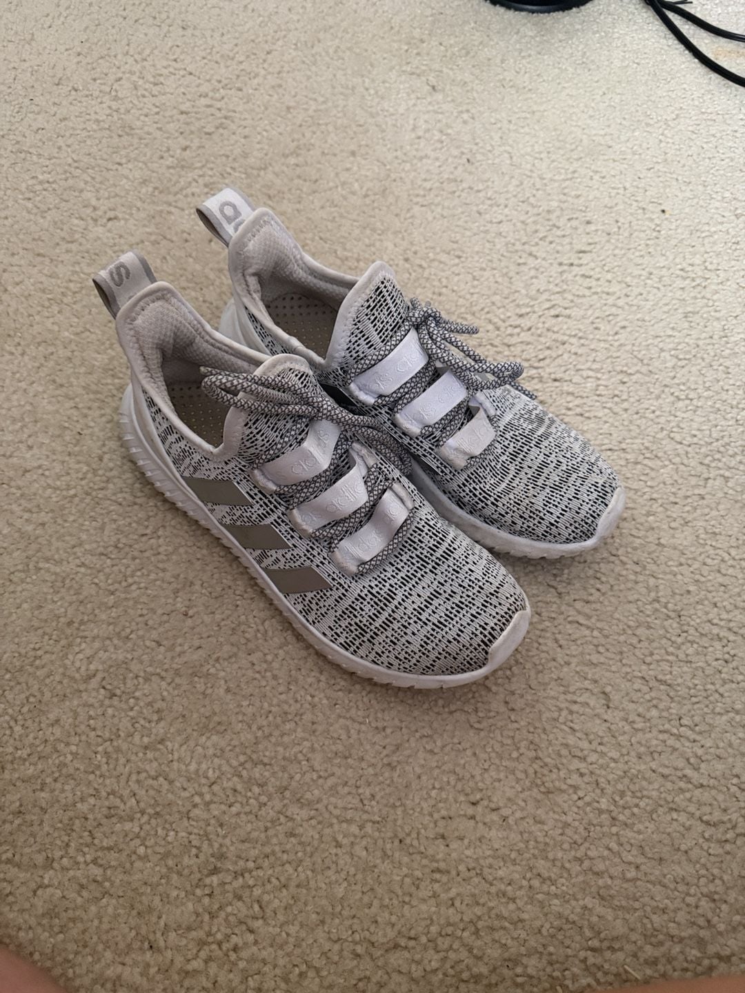 Adidas Kaptir Mens Size 8.5 White Black Silver Running Shoes EE9514 2
