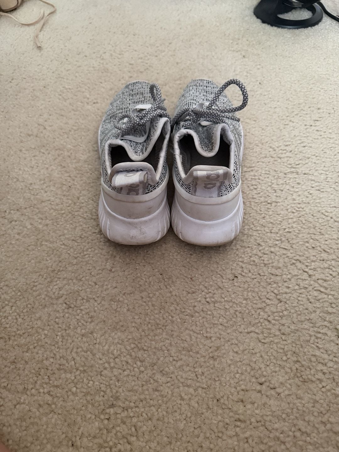 Adidas Kaptir Mens Size 8.5 White Black Silver Running Shoes EE9514 4