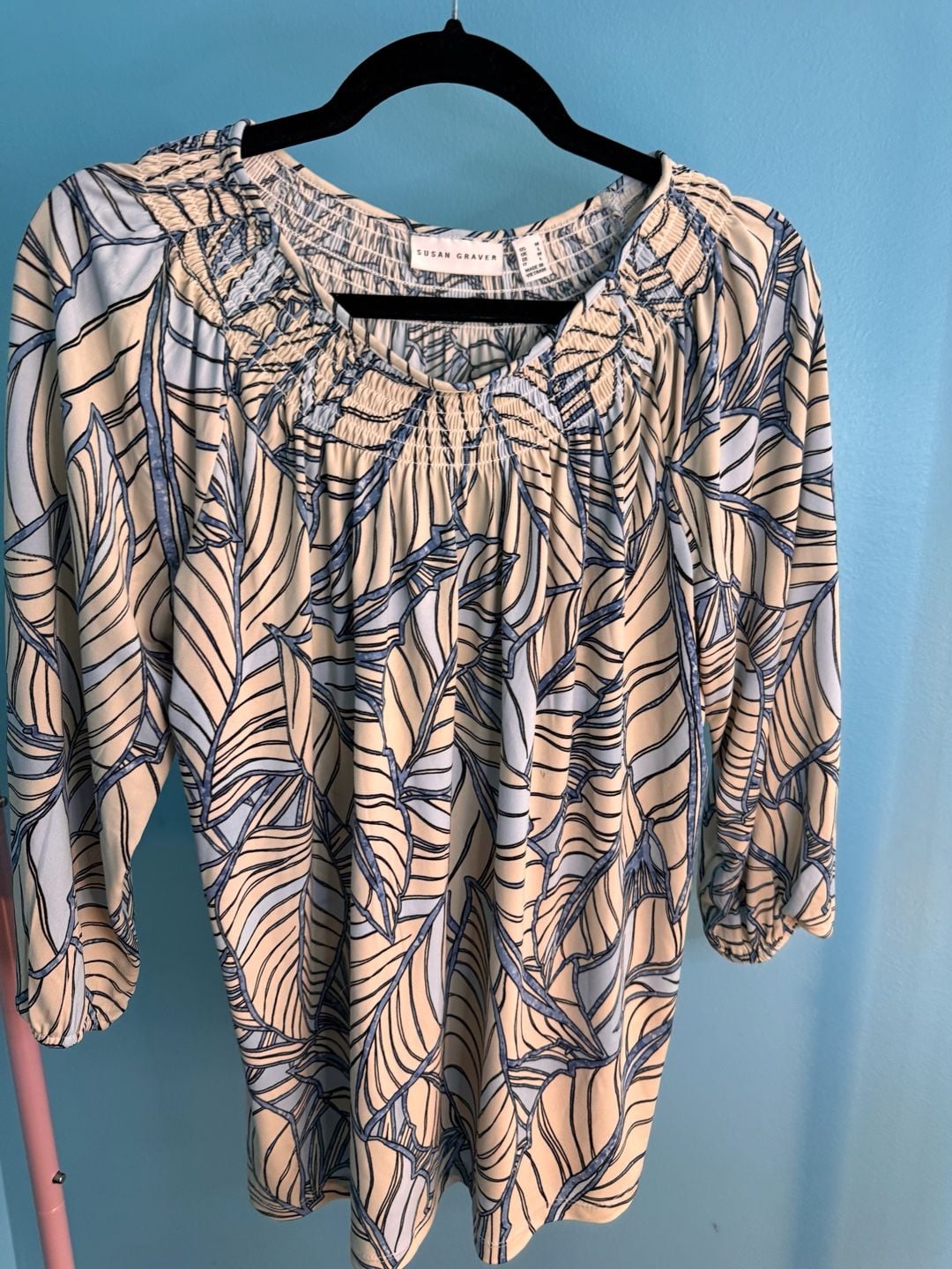 Susan Graver Blouse Size M Blue Leaf Print 2