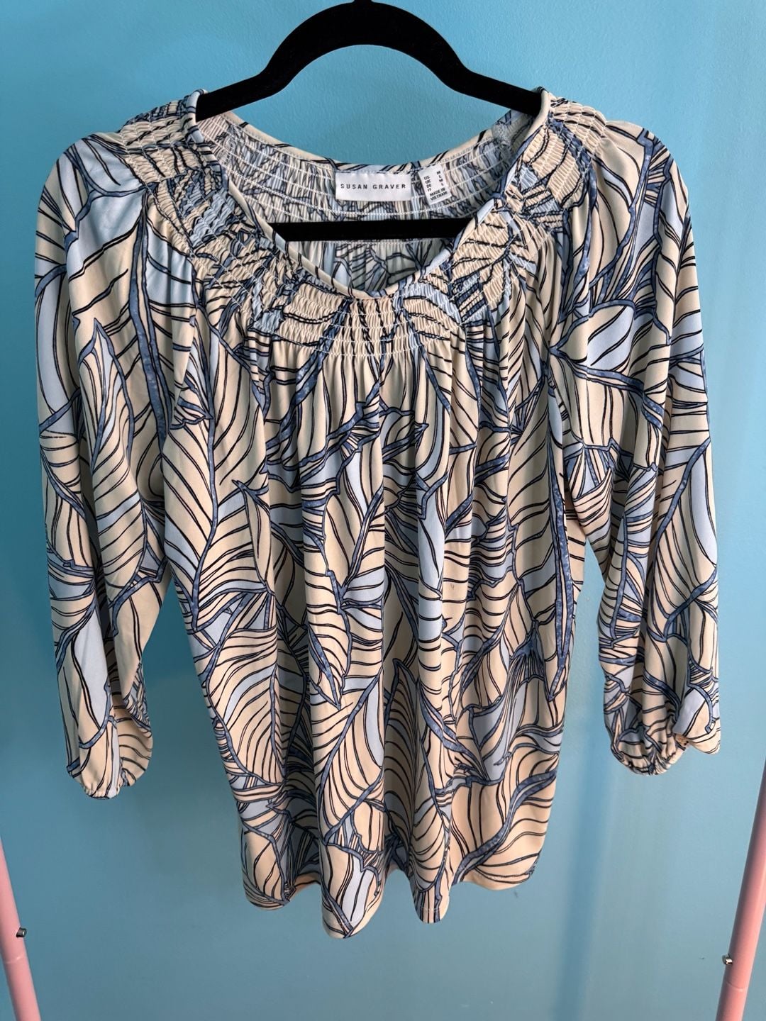Susan Graver Blouse Size M Blue Leaf Print 3