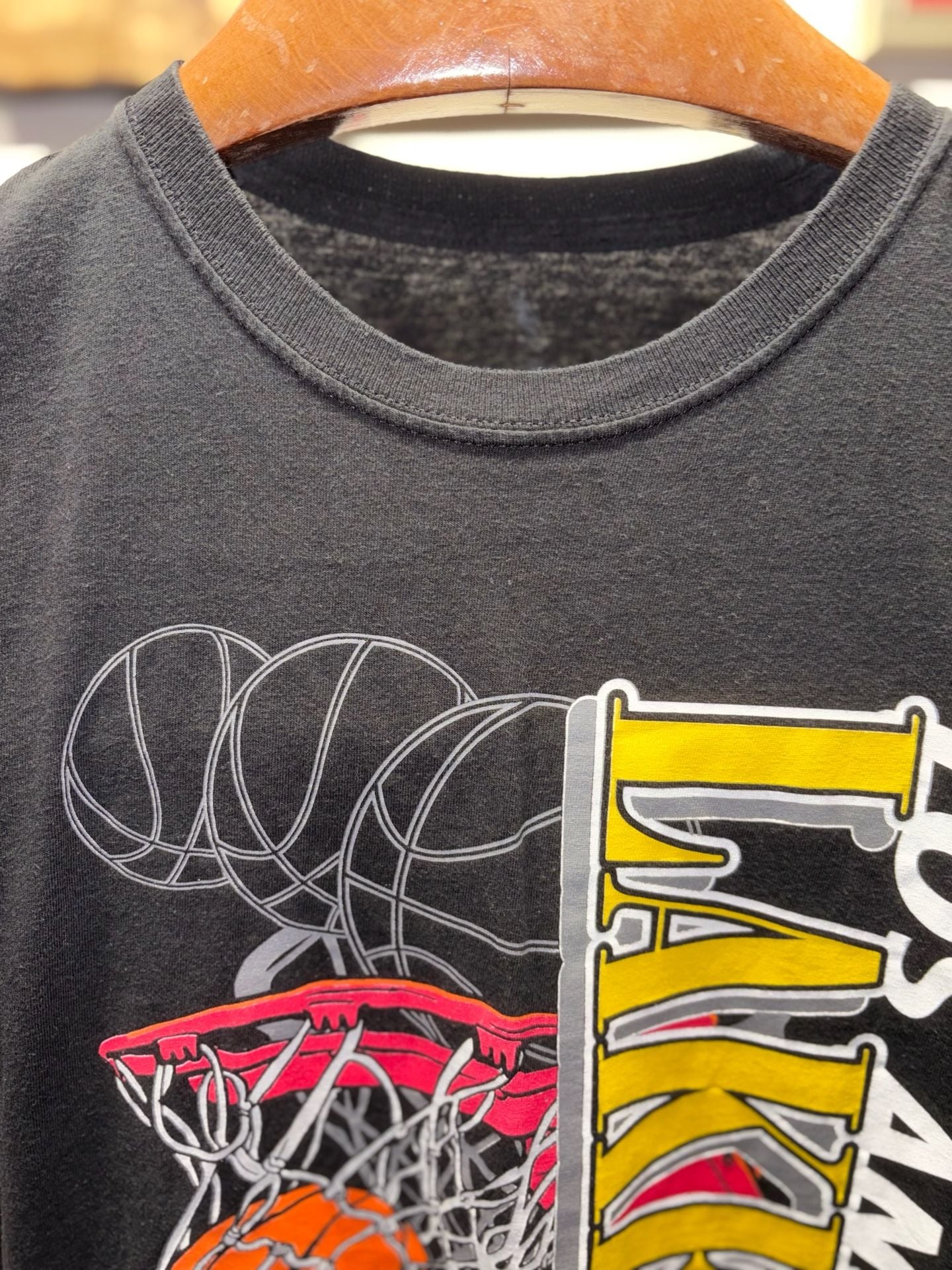 NBA Los Angeles Lakers Size Large 2020 Champions T-Shirt 4