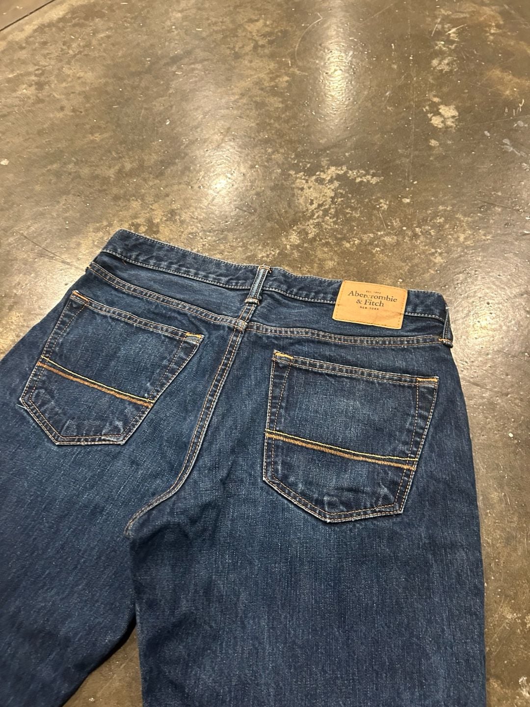 Abercrombie & Fitch Jeans 32x30 Bootcut Dark Wash Denim 3