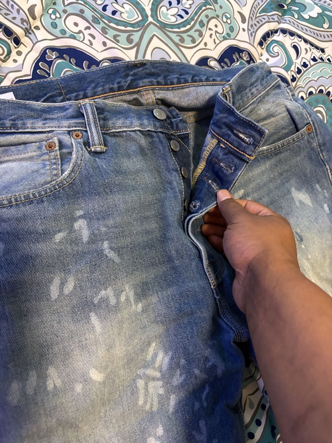 Levi's 501 Straight Jeans 34x32 Light Wash Distressed Paint Splatter 4