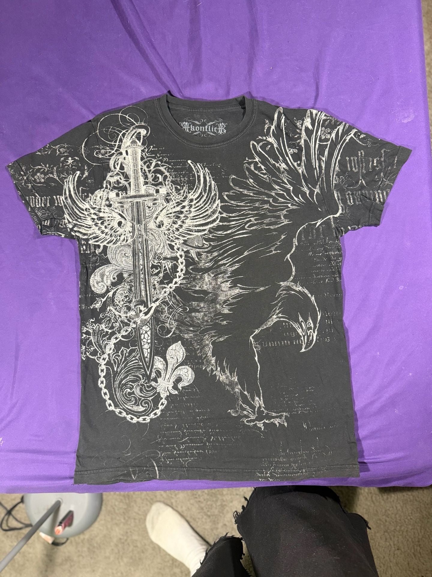 Kenflick Graphic T-Shirt Size M Black Y2K Dagger Eagle 2