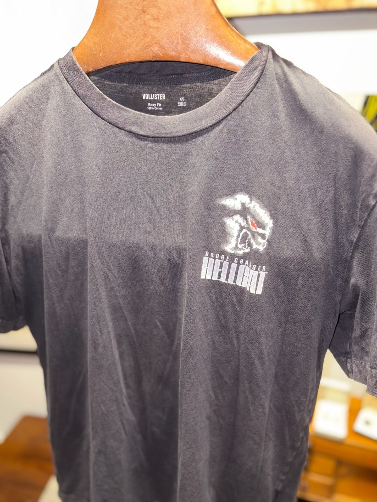 Hollister Dodge Charger Hellcat Graphic T-Shirt Size XS 4