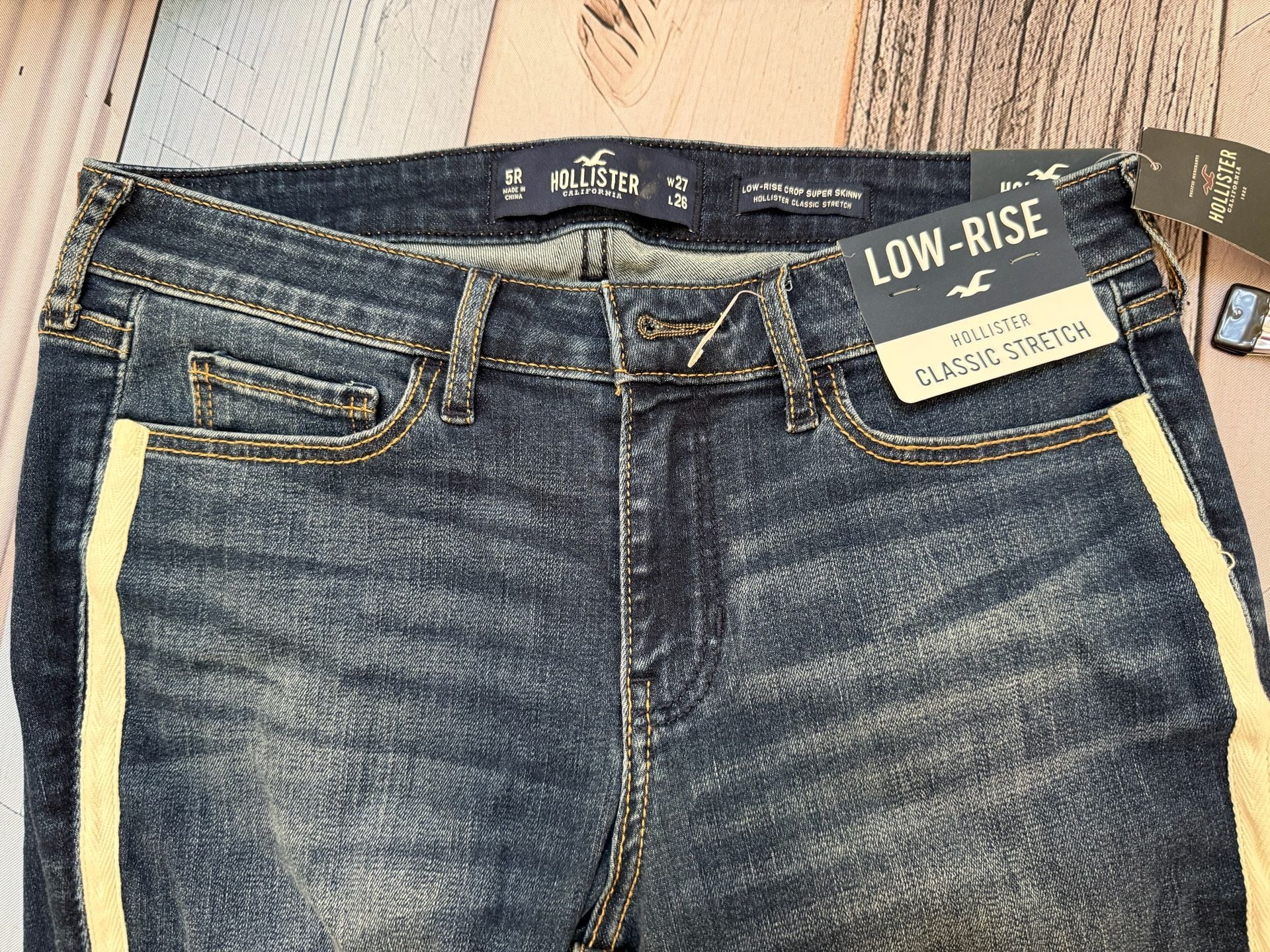 Hollister Low-Rise Crop Super Skinny Jeans Size 5R W27 L26 4