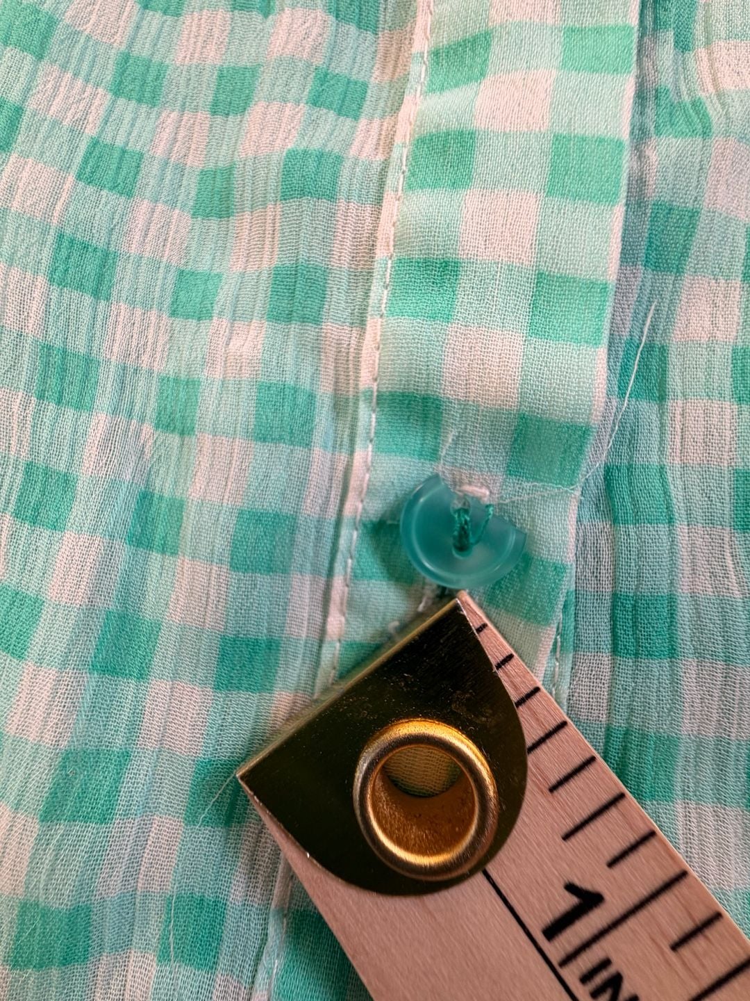 h.i.p. Gingham Button Down Shirt Size M Green White Long Sleeve 7