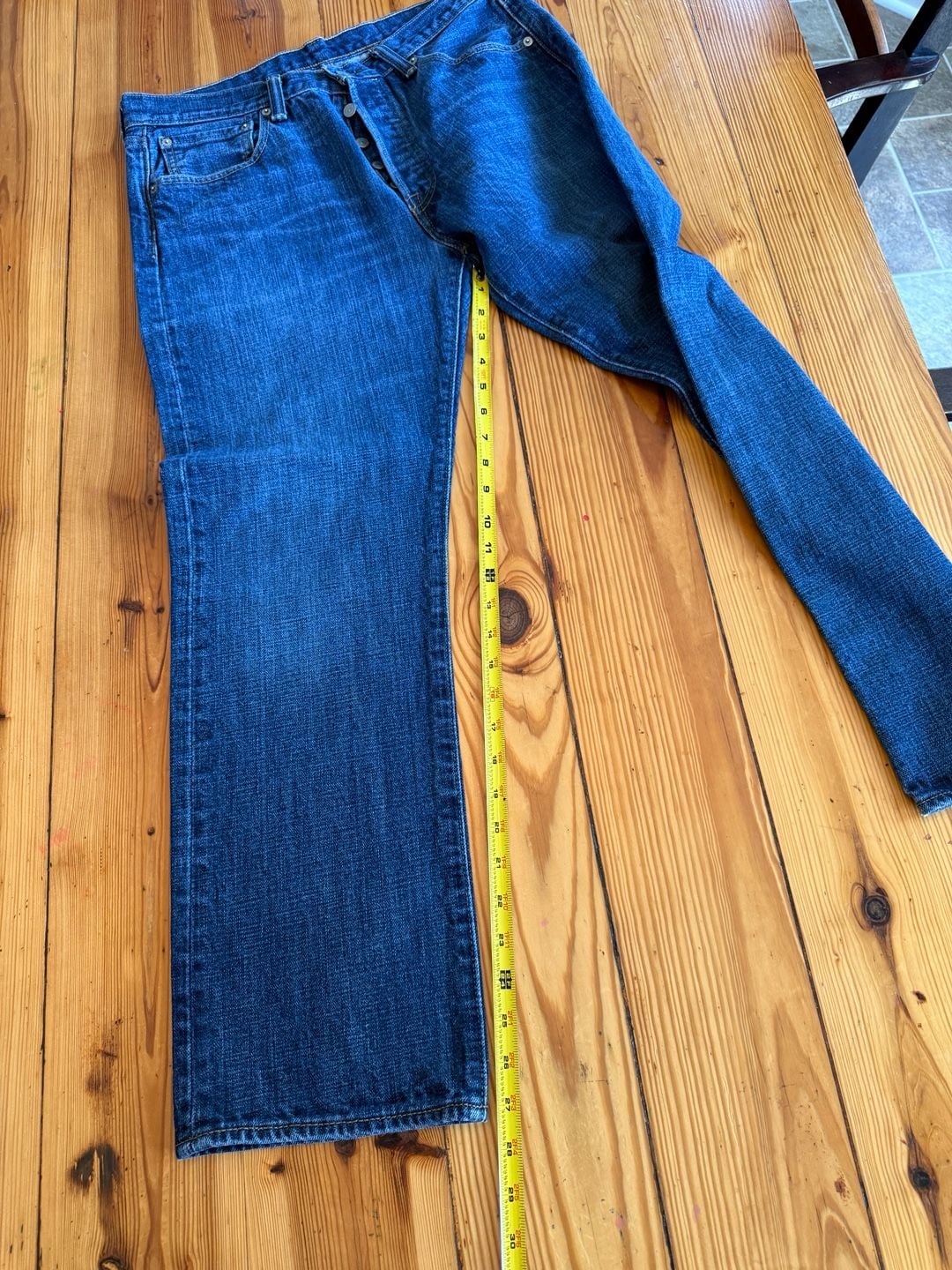 Levi's 501 Straight Leg Button Fly Jeans 34x30 Dark Wash Denim 6