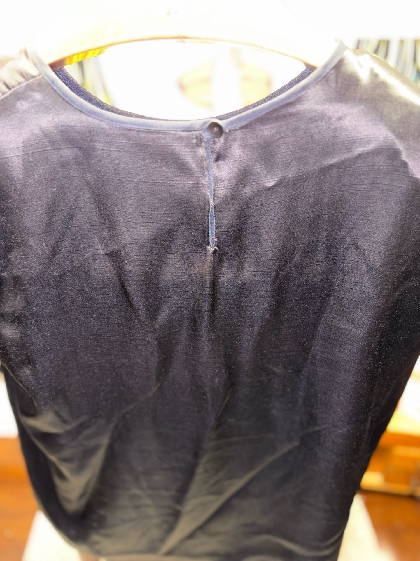 Impressions Of California Medium Black Satin Top Blouse 9
