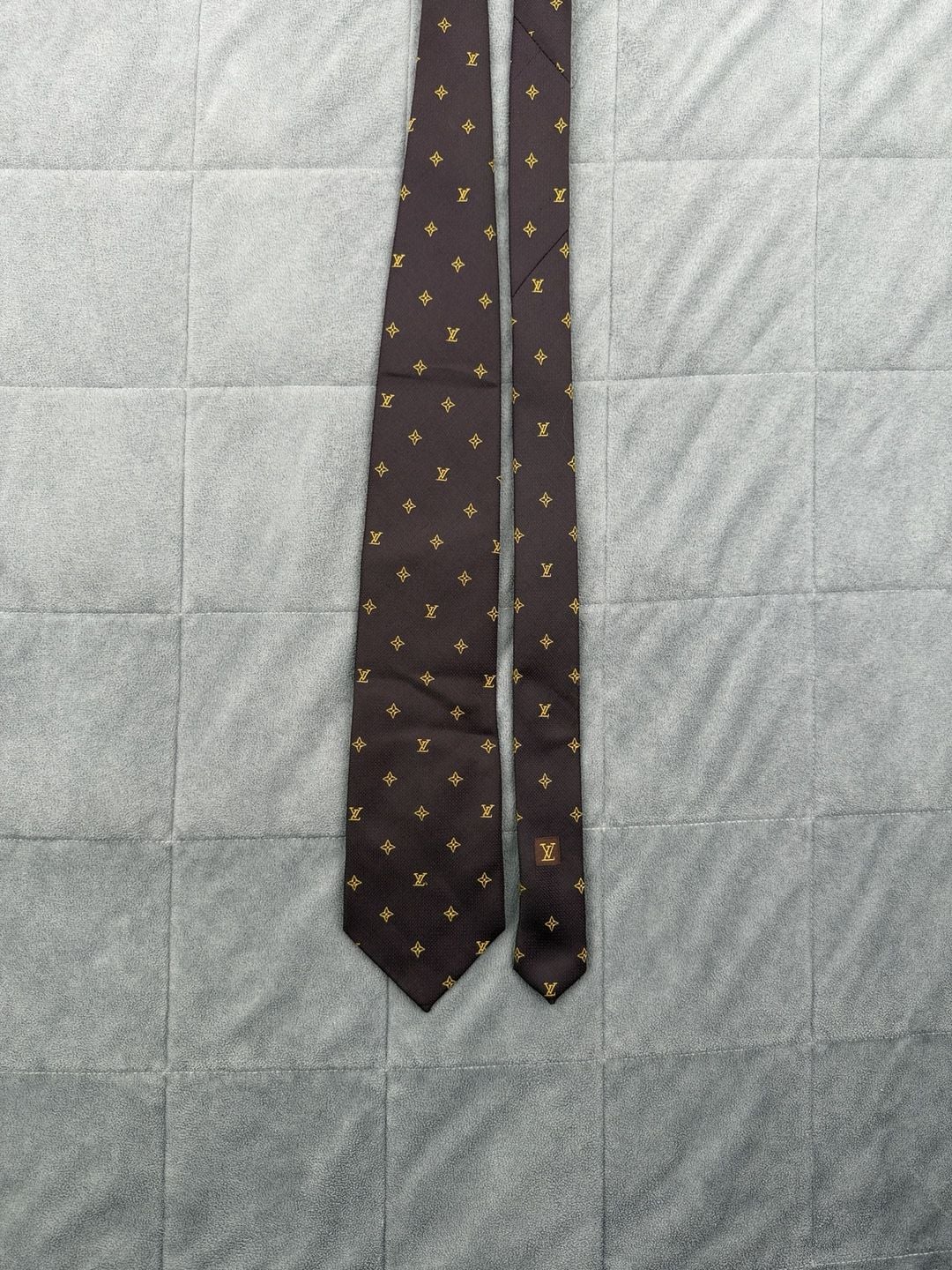 Authentic Louis Vuitton Monogram Silk Tie Brown Gold Luxury Neckwear 9