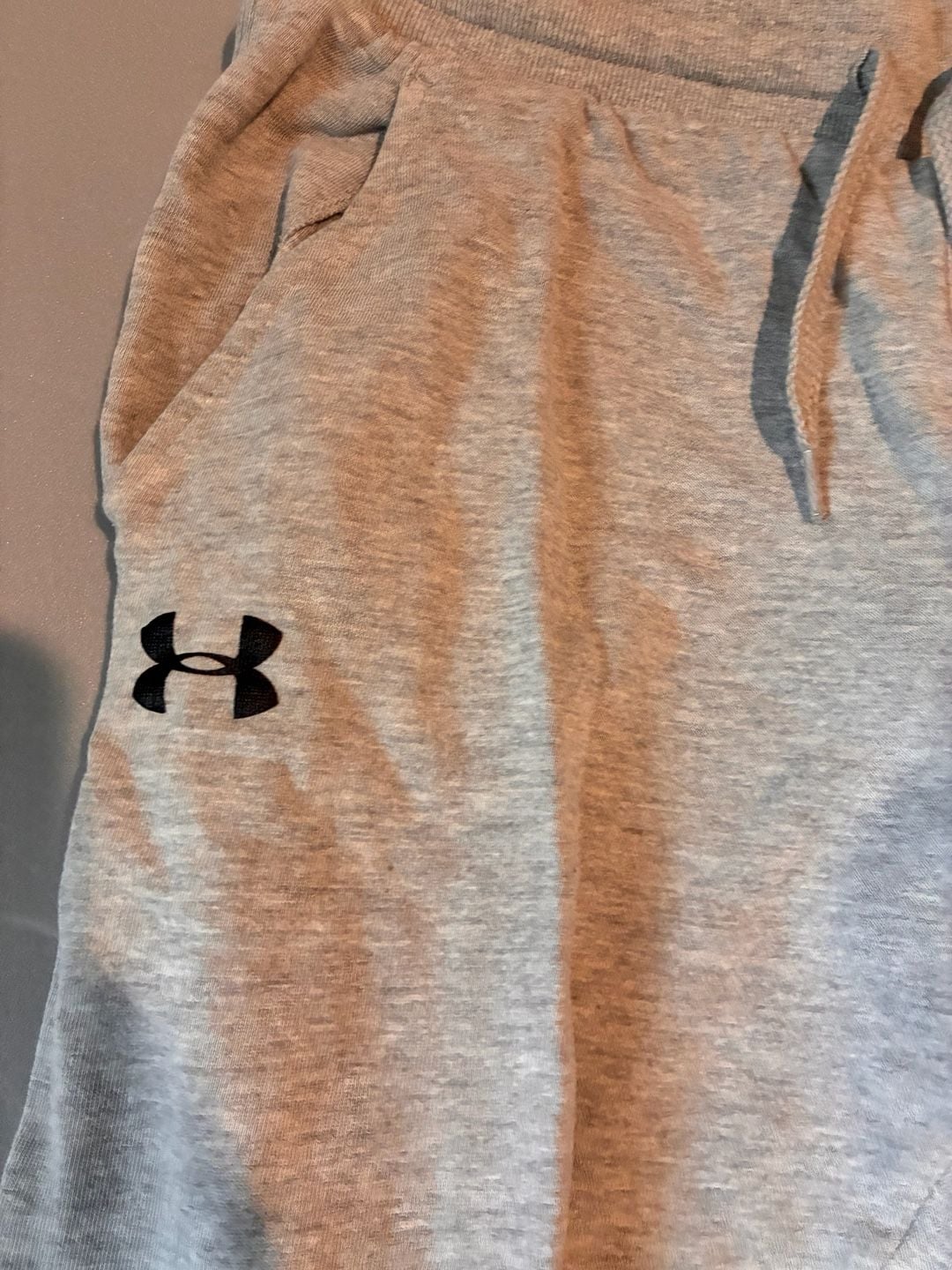 NWT M Medium Under Armour Gray WoMen's Athletic Jogger Pants Dark Gray Panel 3