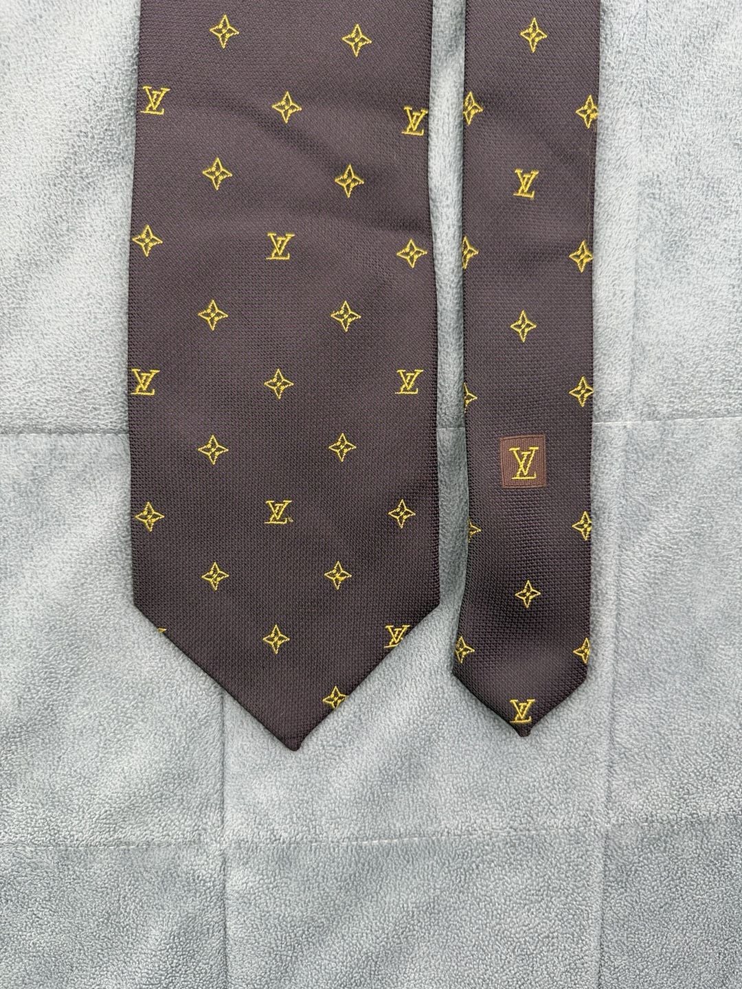 Authentic Louis Vuitton Monogram Silk Tie Brown Gold Luxury Neckwear 6