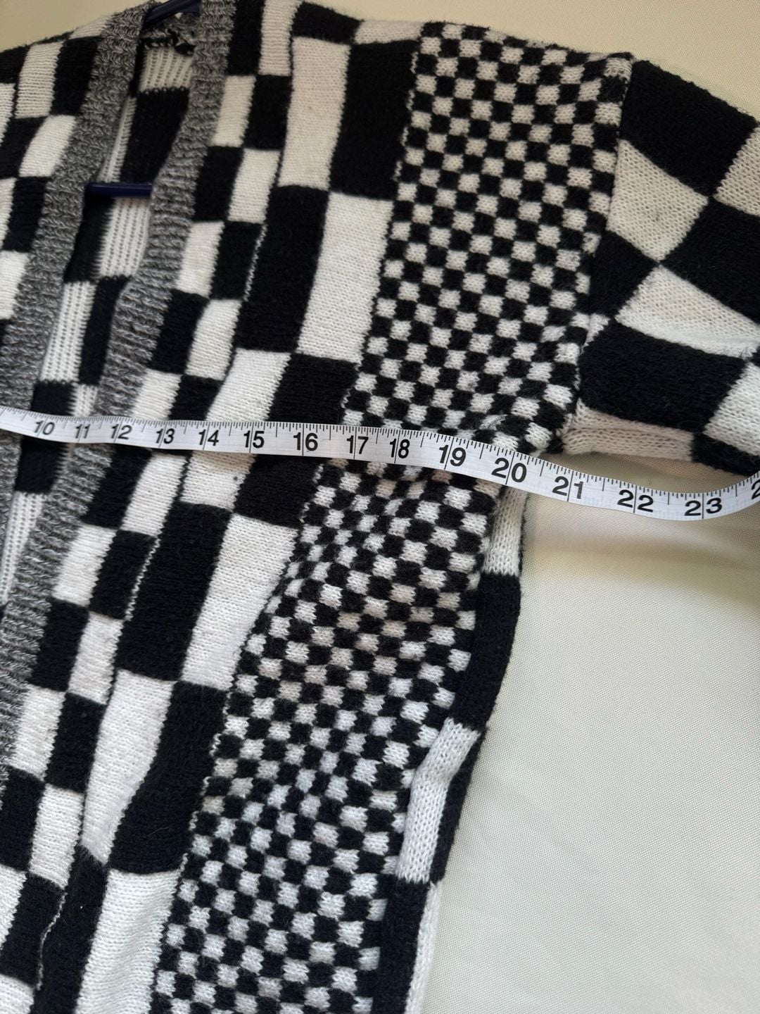 Black White Checkered Open Front Cardigan Y2K Indie Streetwear Size S 6