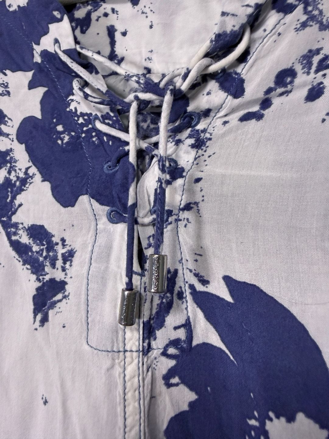 Calvin Klein Jeans Blouse Size M Blue White Floral Long Sleeve 3