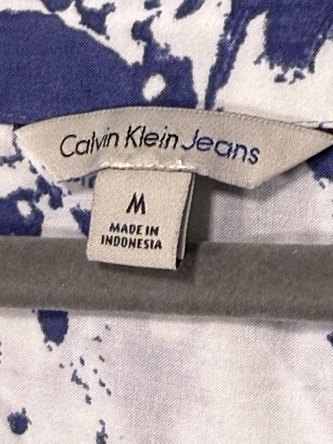 Calvin Klein Jeans Blouse Size M Blue White Floral Long Sleeve 6